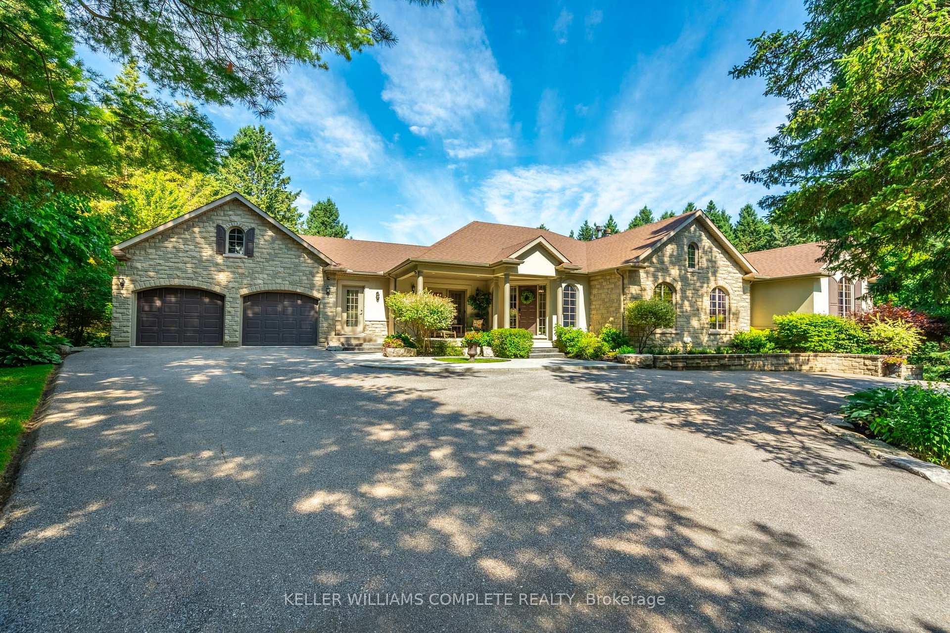 18 Westie Road, Brantford — photo 3 of 5