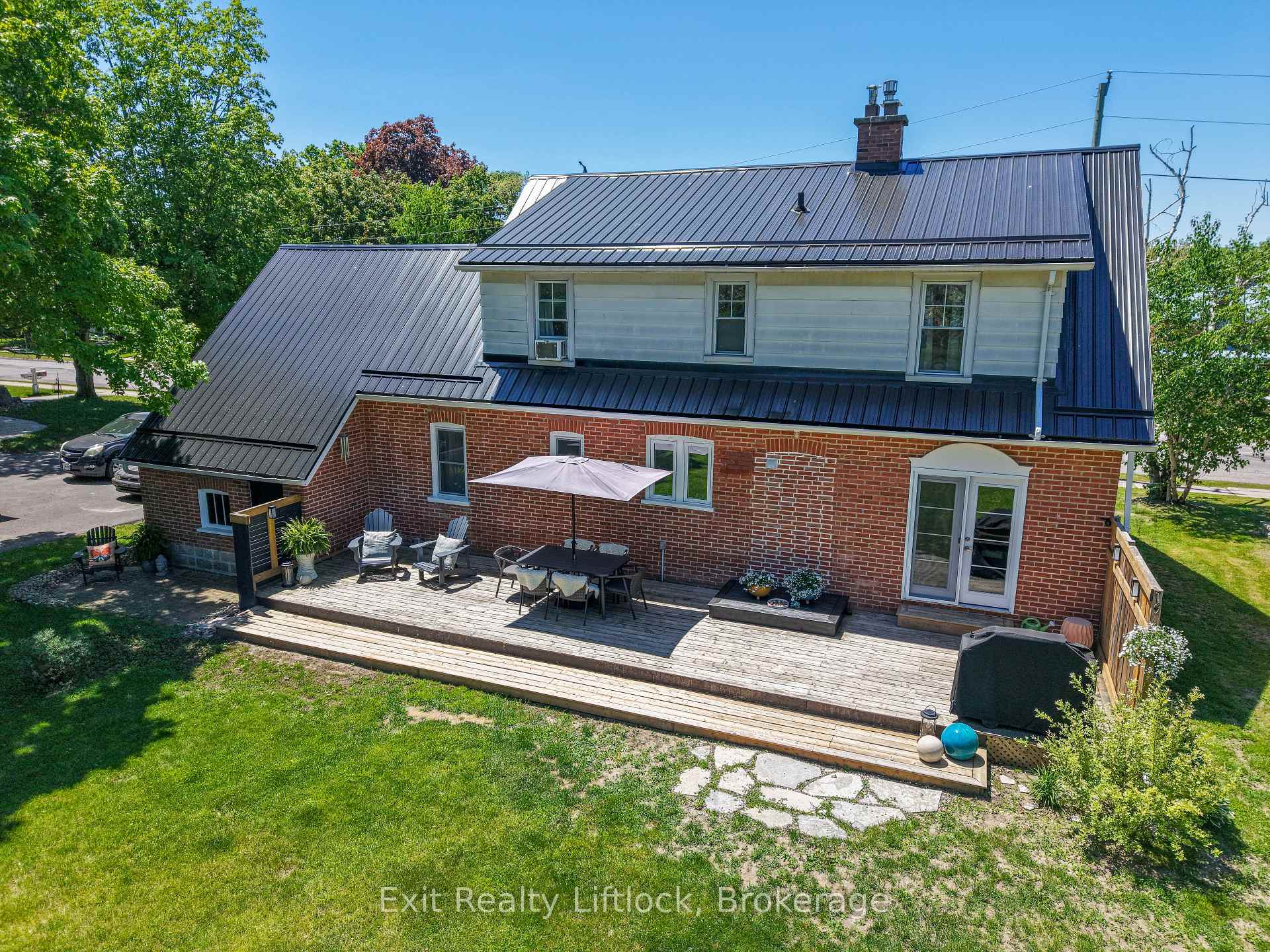 52 Forsyth Street, Marmora and Lake — photo 2 of 5