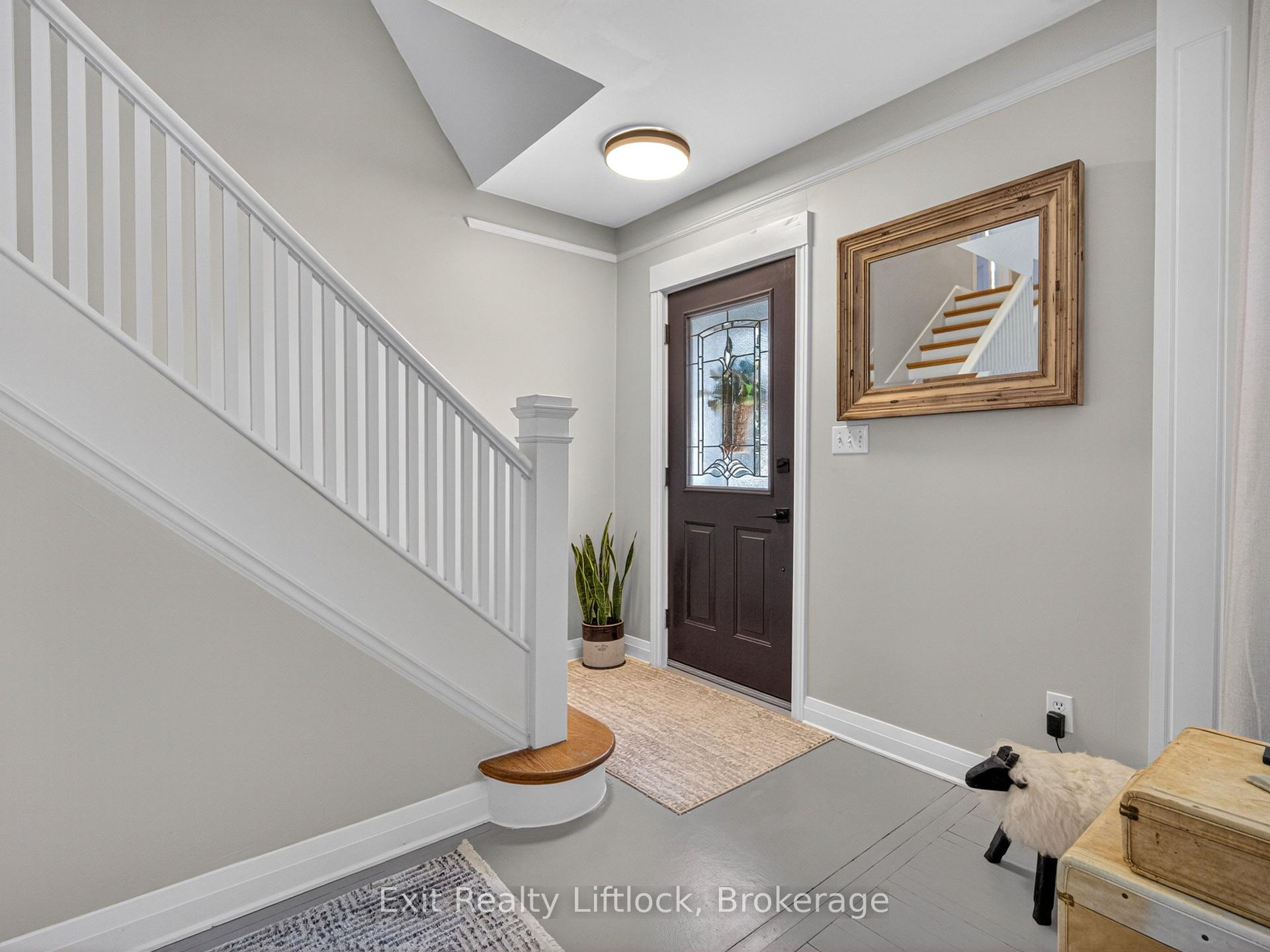 52 Forsyth Street, Marmora and Lake — photo 3 of 5