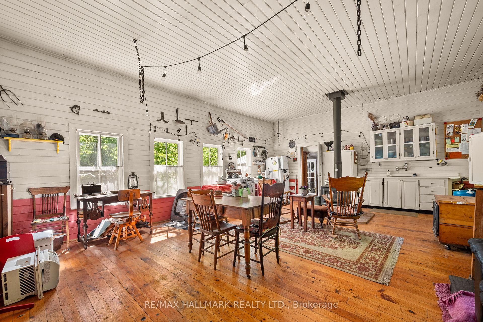 1005 Learners Lane, Minden Hills — photo 5 of 5