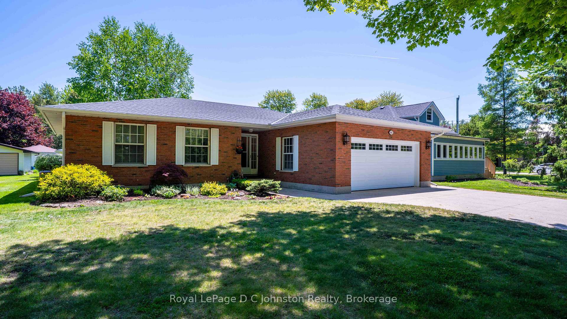 86 Breadalbane Street, Saugeen Shores, ON N0H 2L0 — Saugeen Shores, Ontario