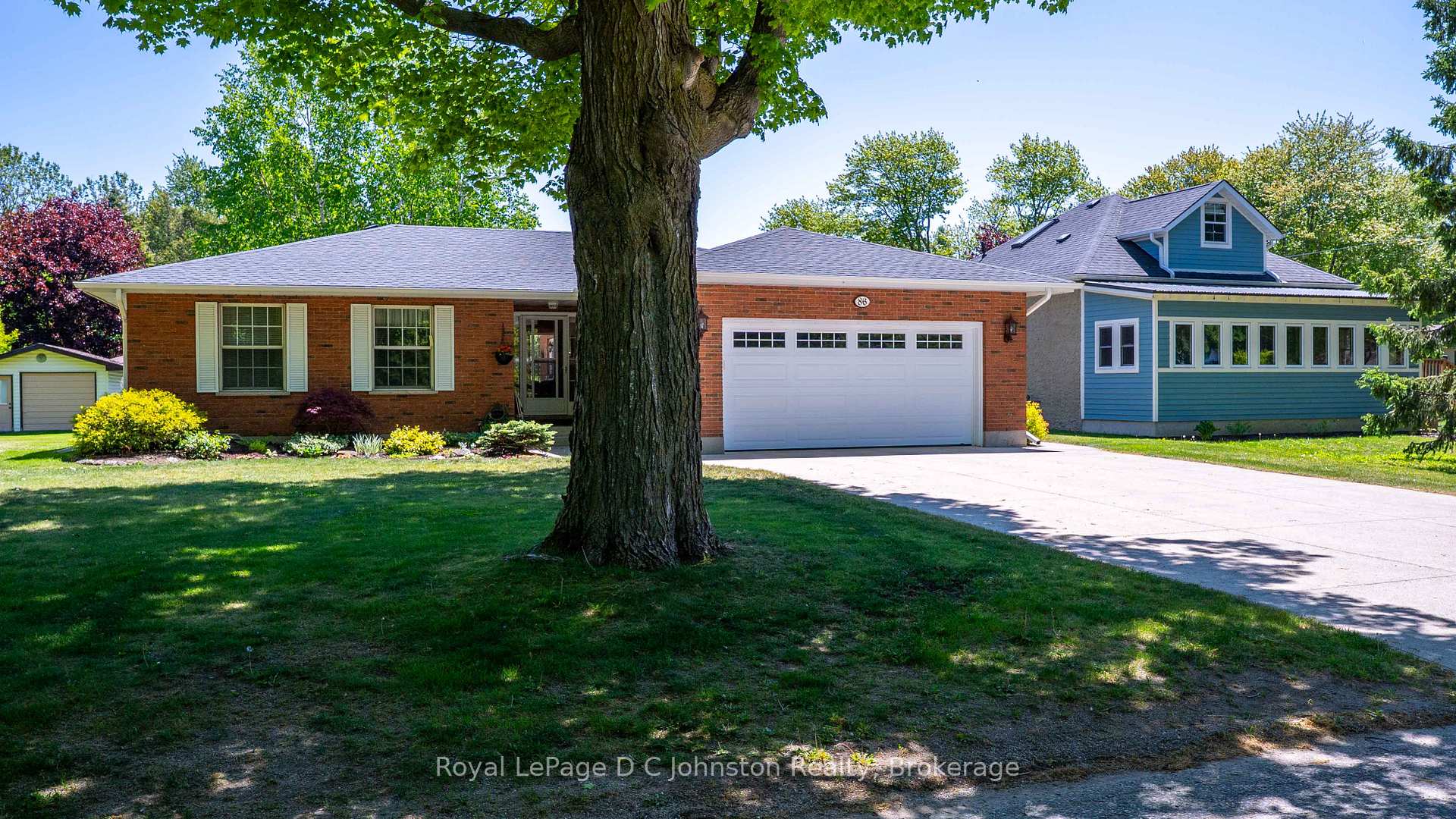 86 Breadalbane Street, Saugeen Shores — photo 2 of 5