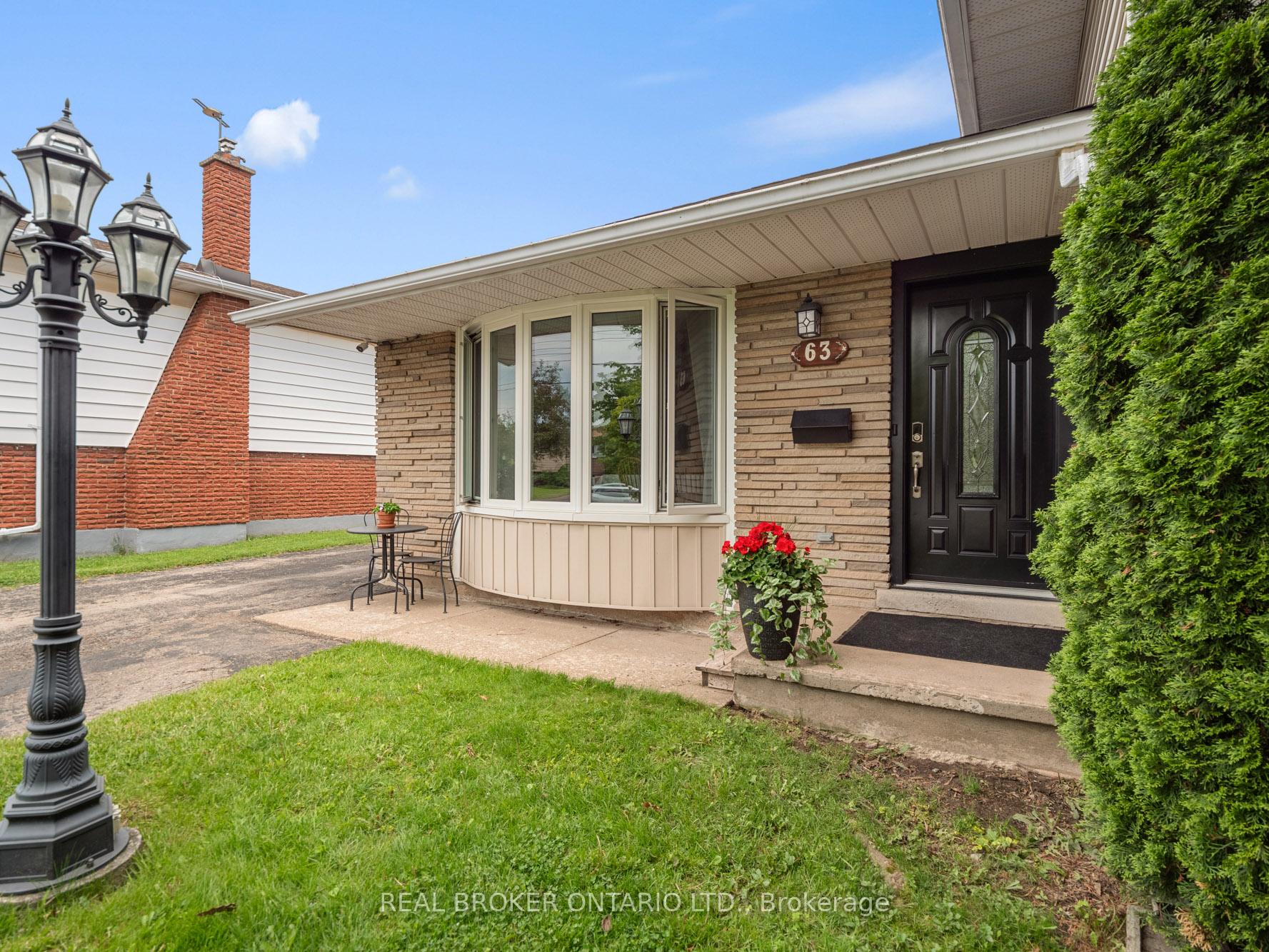 63 Harrison Avenue, Welland — photo 2 of 5