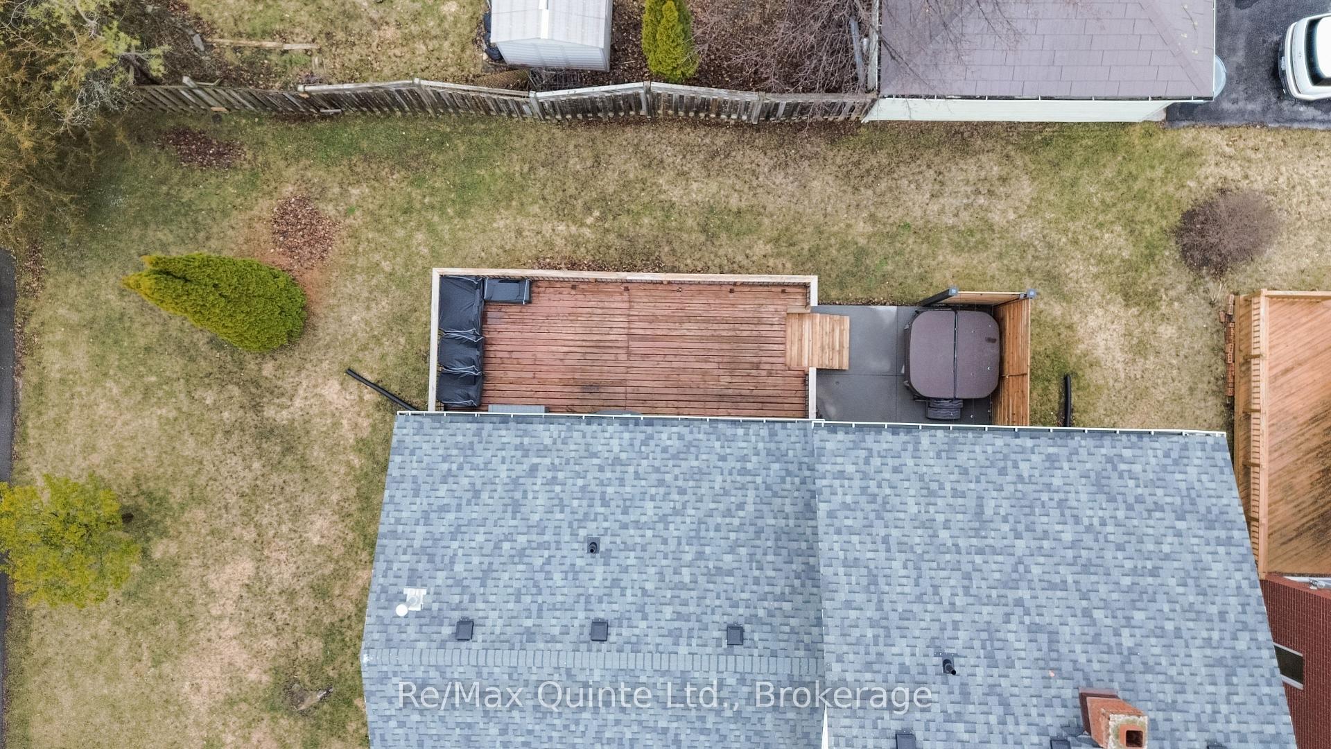 310 Bridge Street W, Belleville — photo 5 of 5
