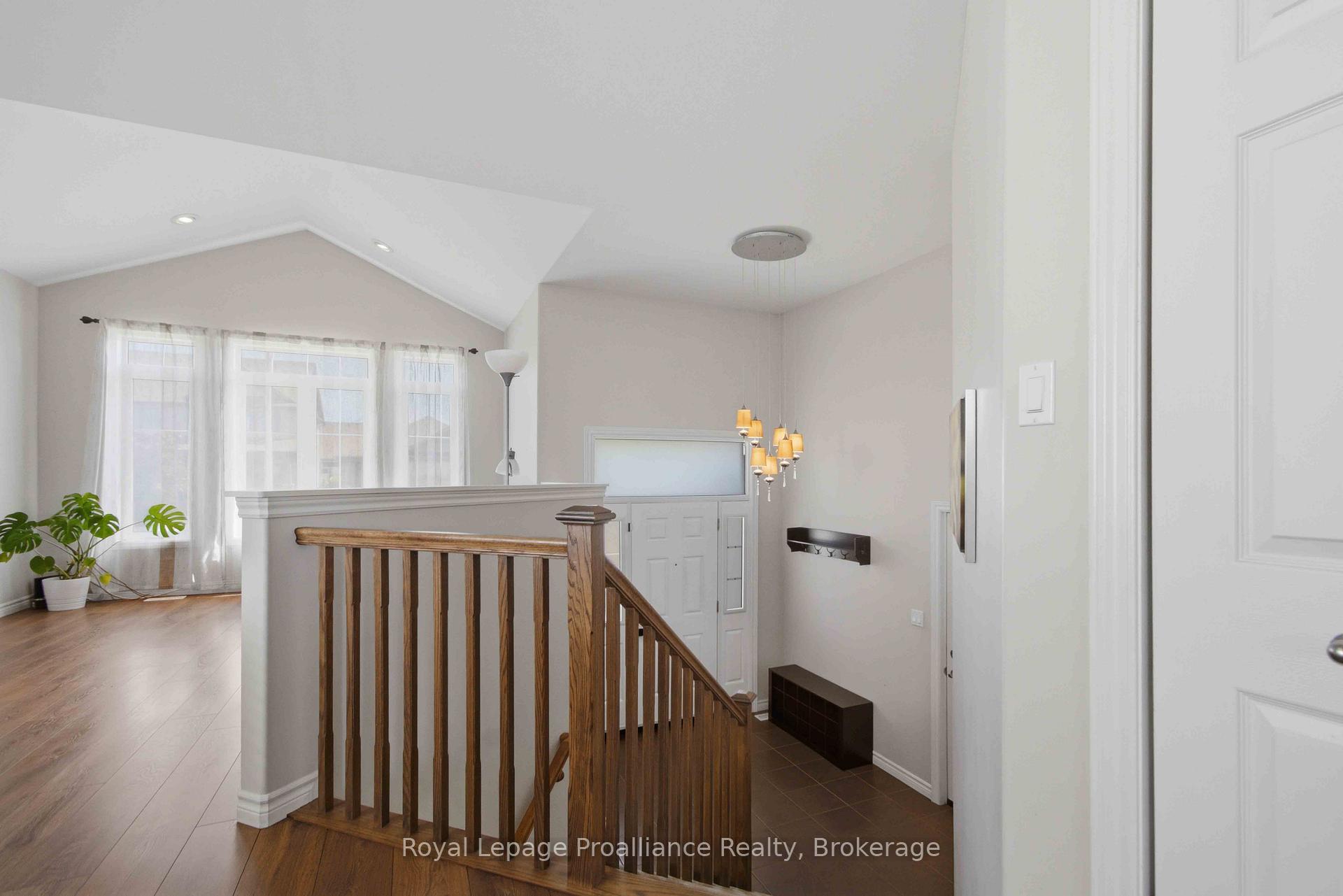 5 Walnut Drive, Belleville — photo 3 of 5