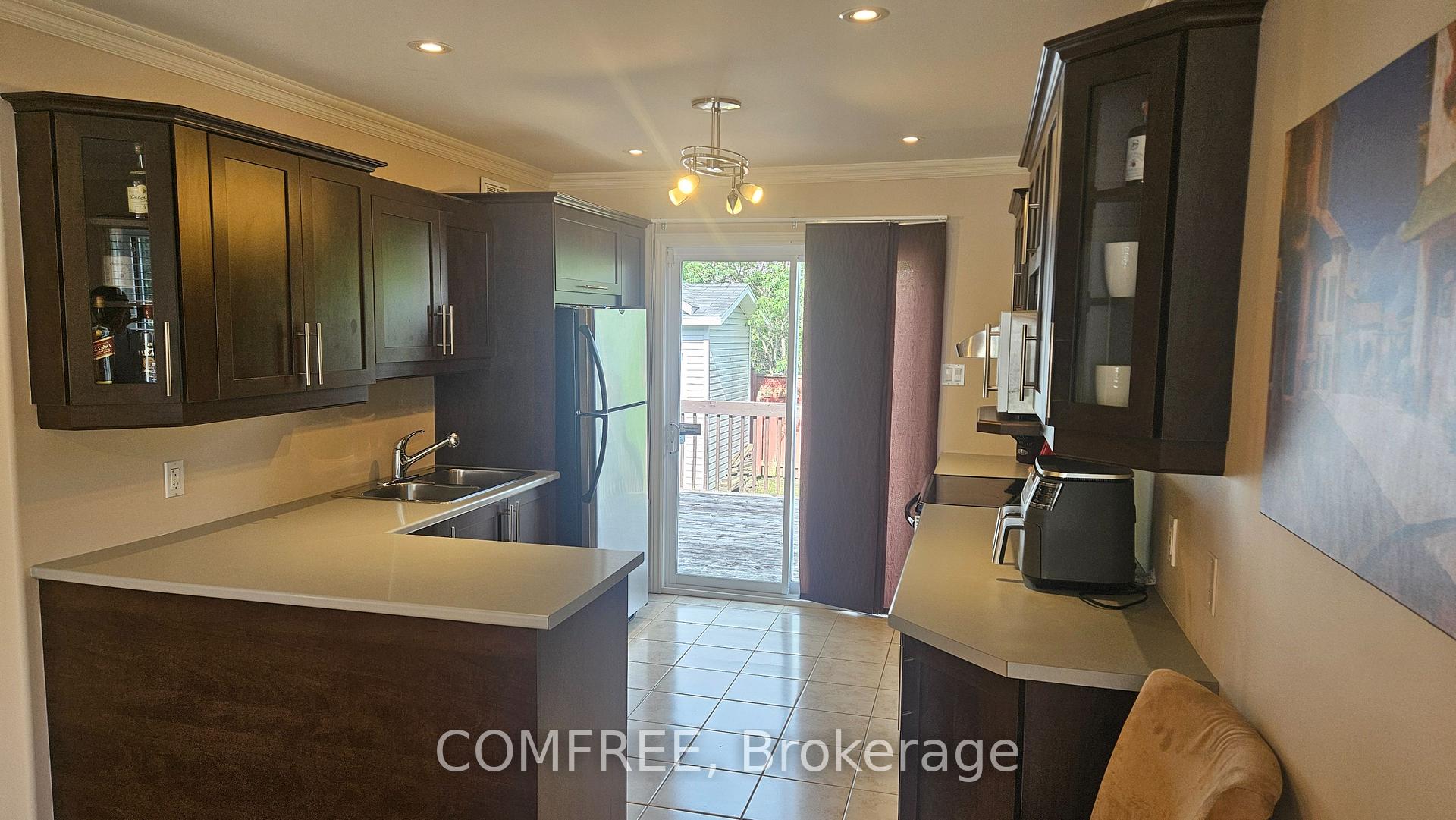 410 Marc Andre Street, Hawkesbury — photo 5 of 5