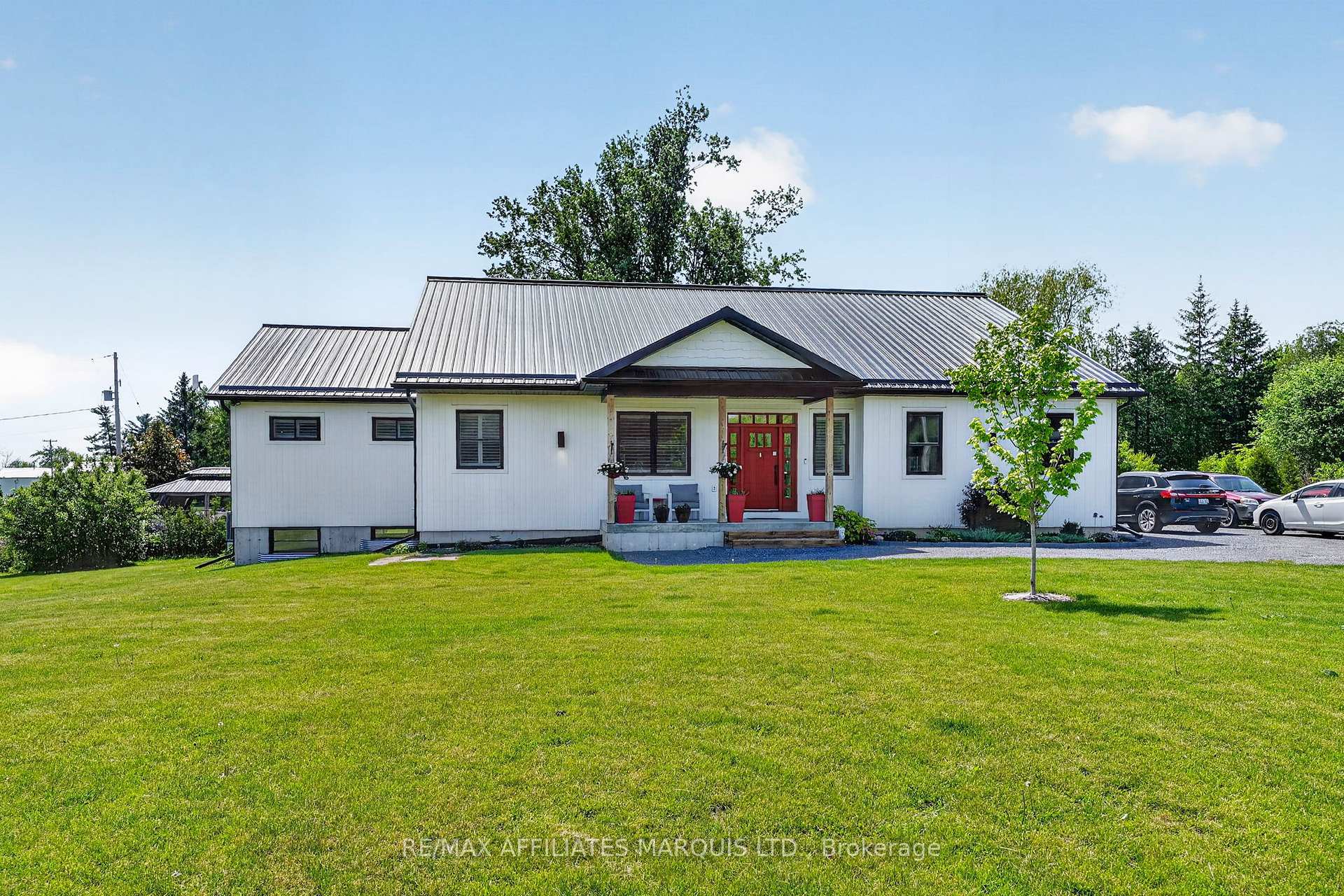 4996 Rosebush Drive, South Glengarry — photo 2 of 5