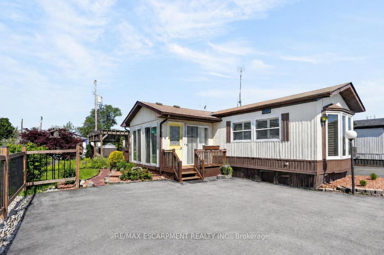 4450 David Lane, Lincoln, ON L3J 0W1 — Lincoln, Ontario