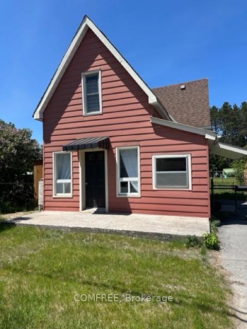 10 Neilson Street, McNab/Braeside, ON K7S 3G2 — McNab/Braeside, Ontario