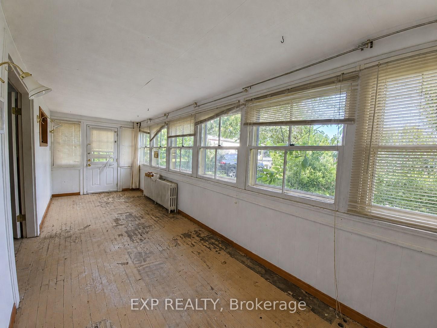 3226 Pine Avenue, Fort Erie — photo 3 of 5