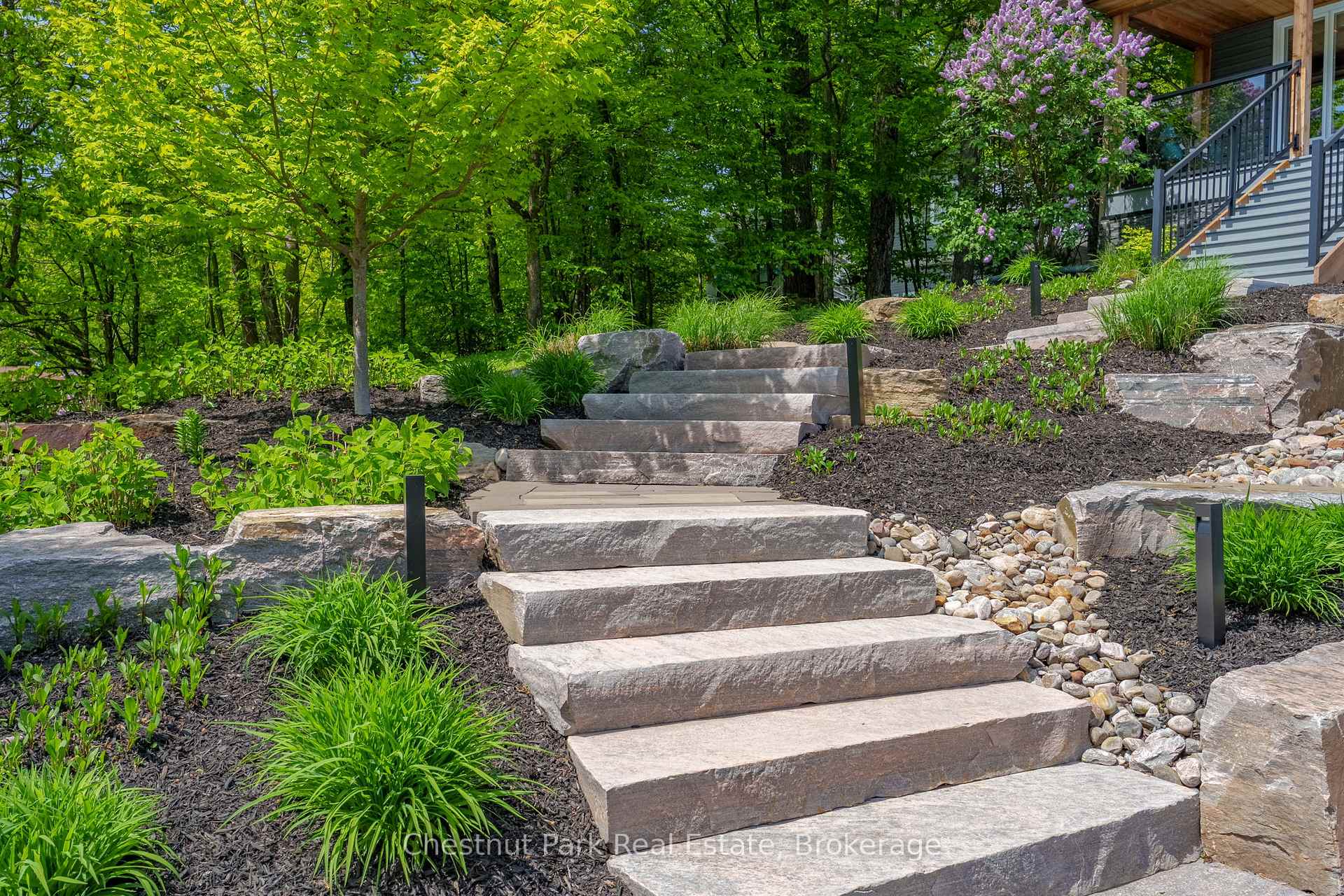 22 Morgan Heights Drive, Huntsville — photo 2 of 5