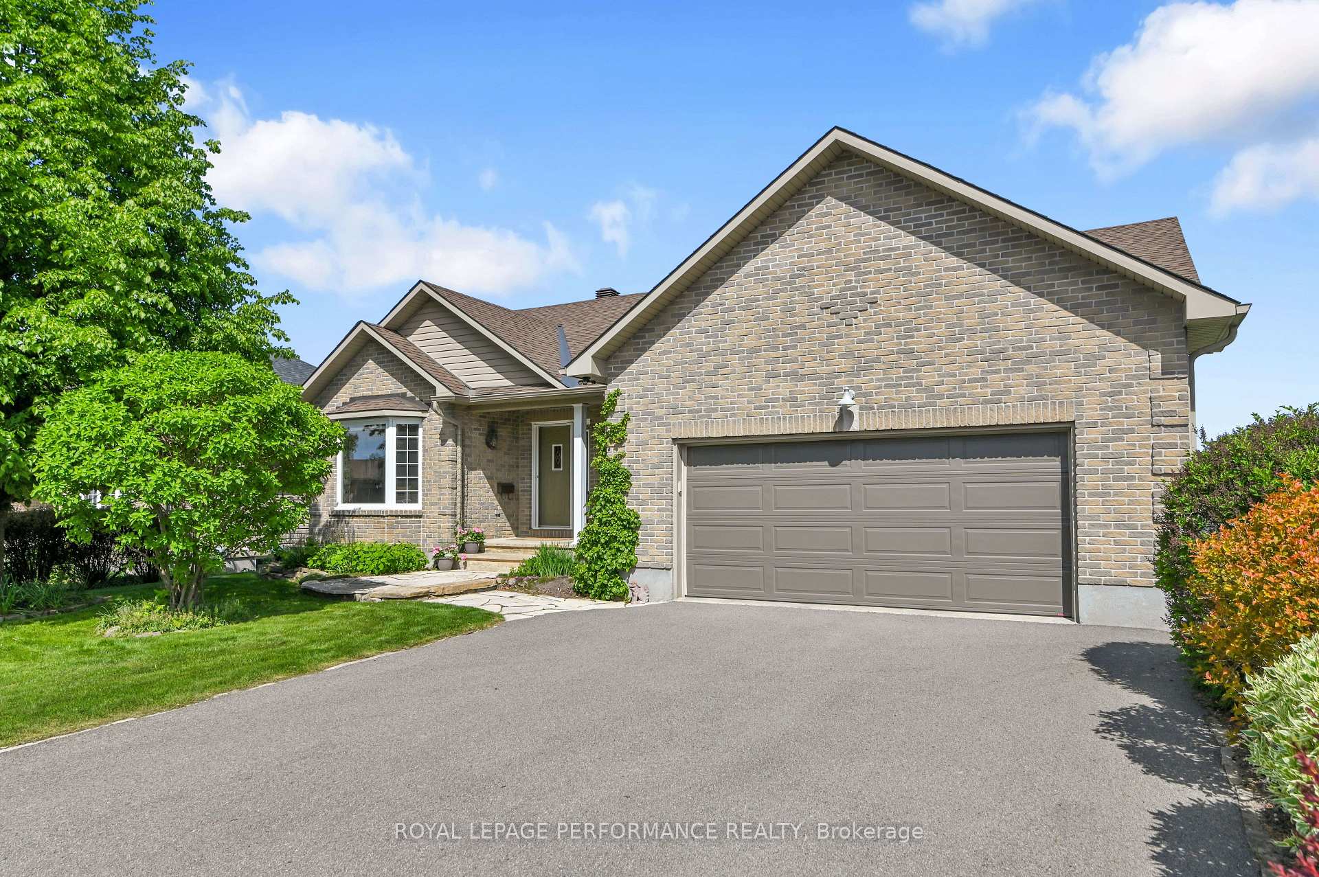 365 Jamieson Street, Mississippi Mills, ON K0A 1A0 — Mississippi Mills, Ontario