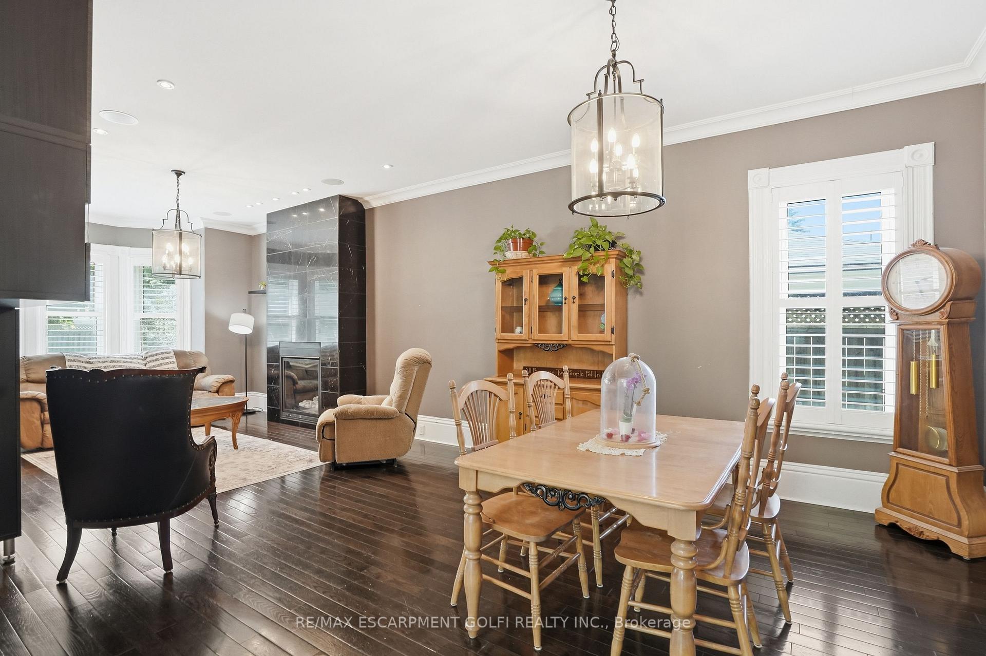 86 Oak Street, Brantford — photo 5 of 5