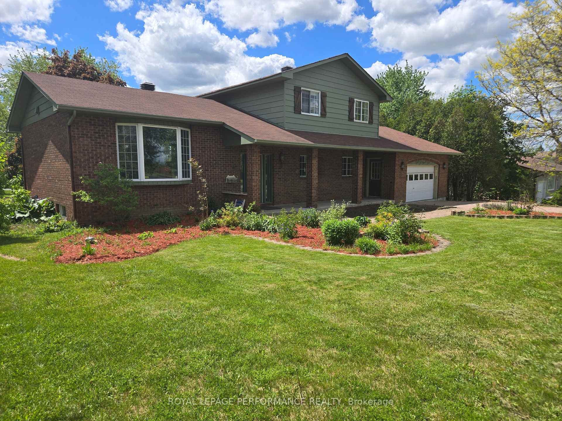 3494 Marydale Avenue, South Stormont, ON K6K 1N9 — South Stormont, Ontario