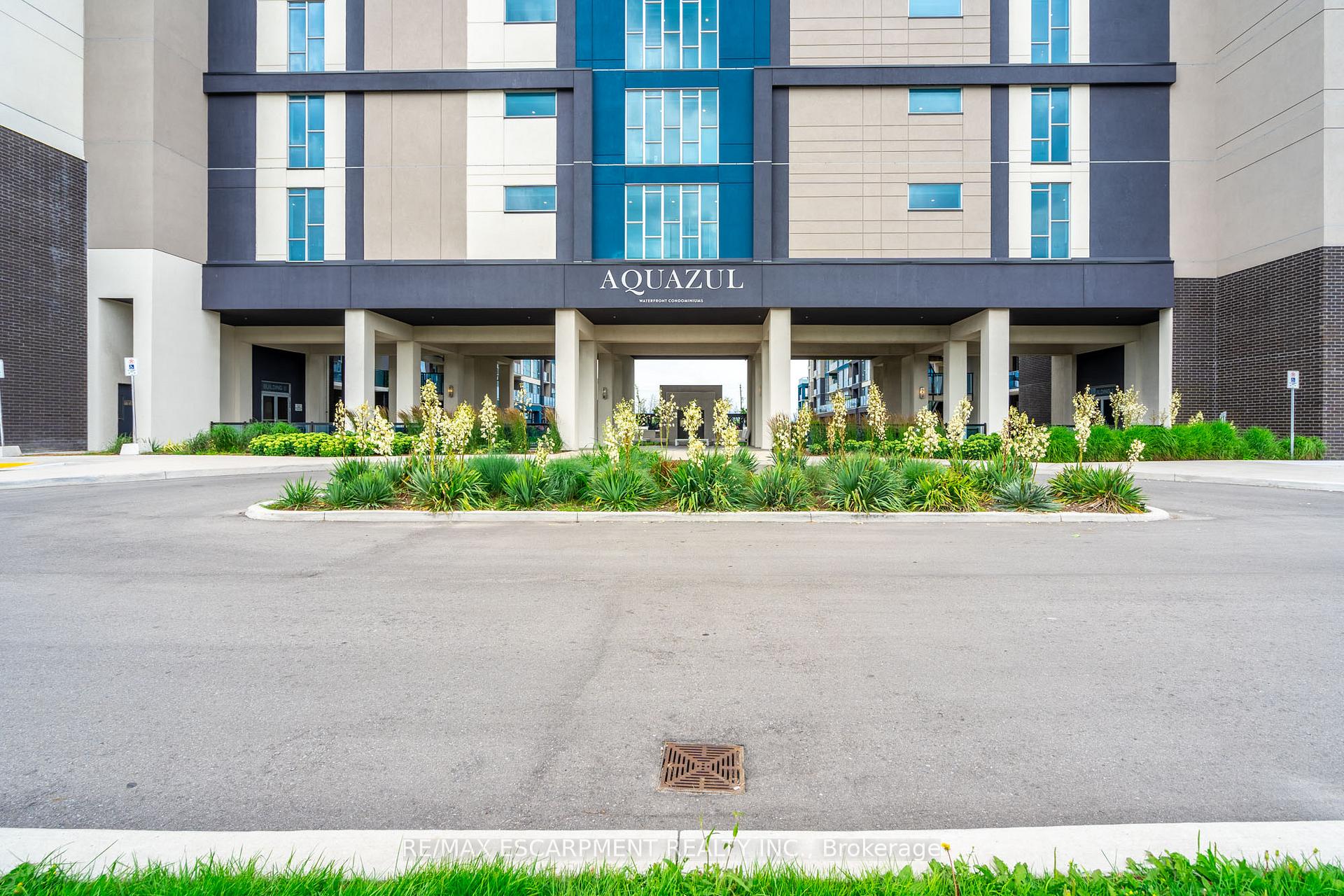 16 Concord Place S 205, Grimsby, ON L3M 0J1 — Grimsby, Ontario