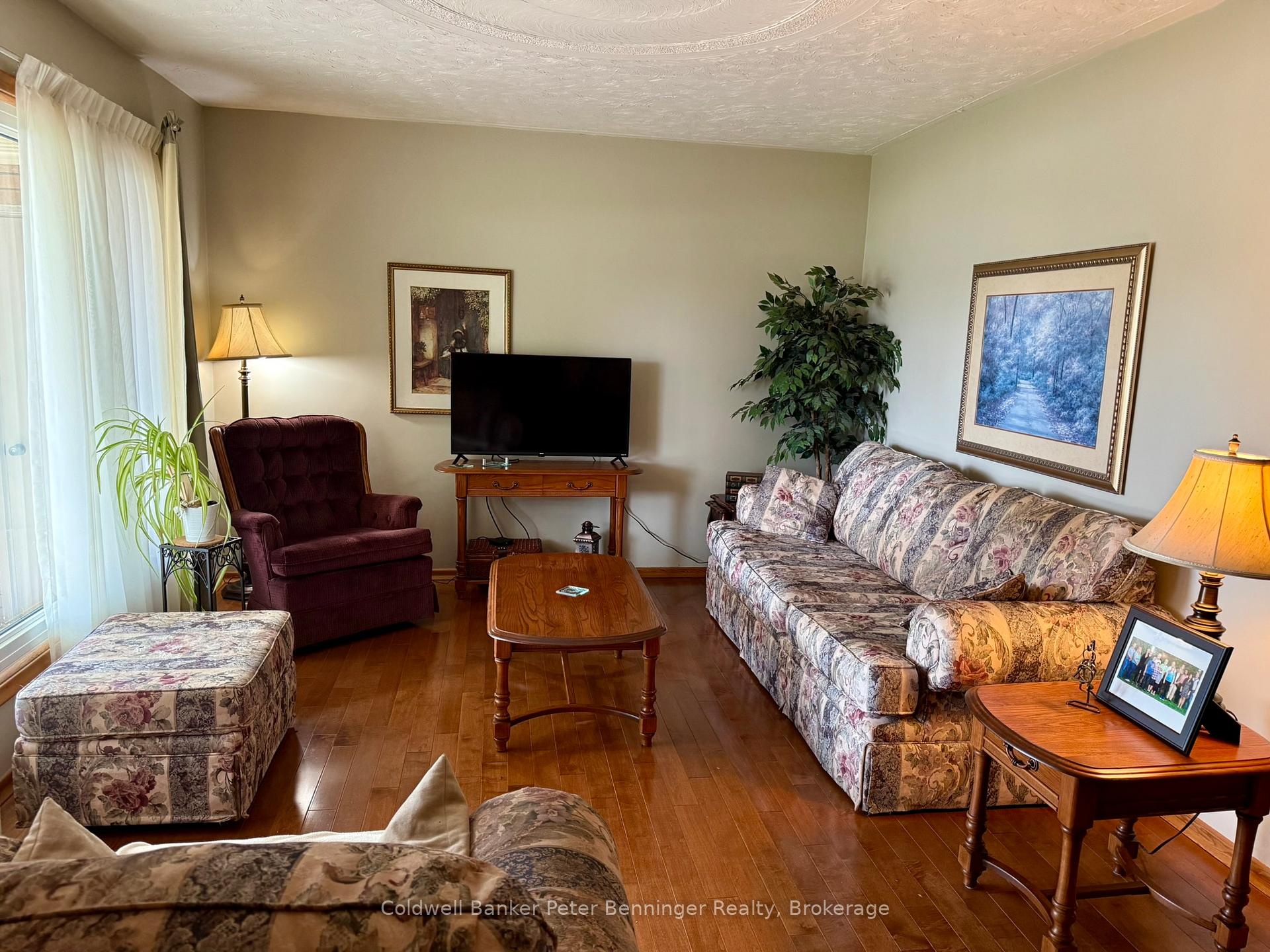1582 Bruce 4 RR #2 N/A, Brockton — photo 4 of 5