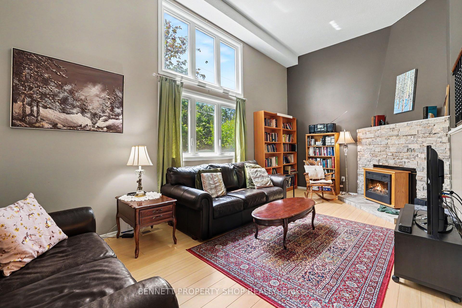 3205 Uplands Drive 61, Hunt Club - Windsor Park Village and Area — photo 2 of 5