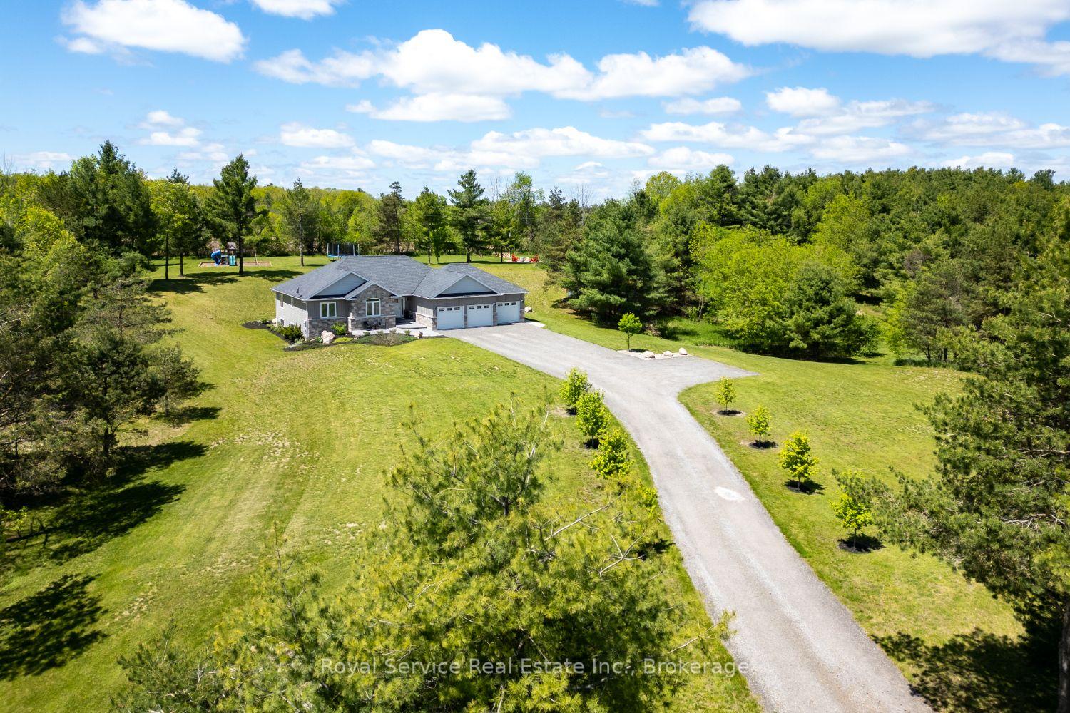 130 County 10 Road, Cavan Monaghan, ON L0A 1G0 — Cavan Monaghan, Ontario