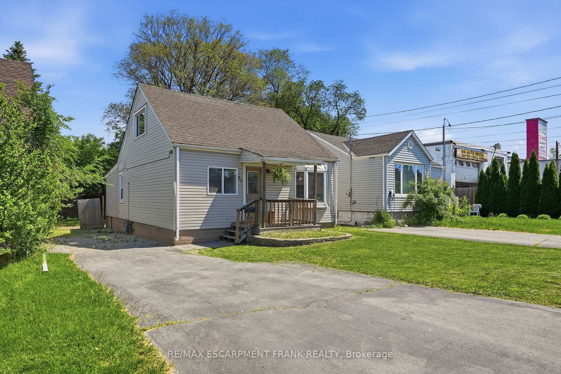residential Property Image no.1