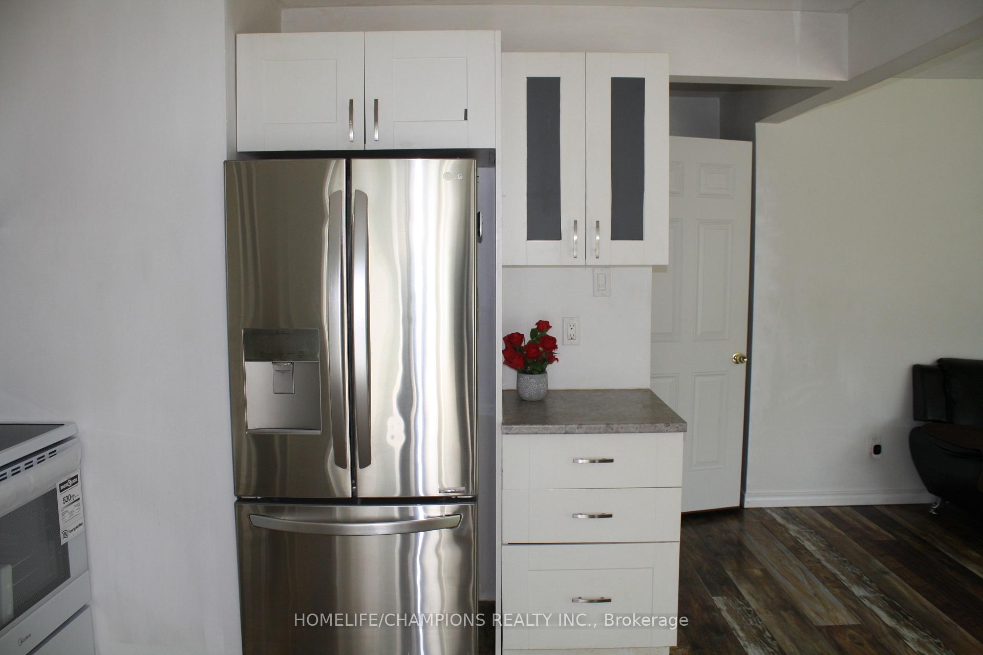 711 OTONABEE Drive, Peterborough — photo 5 of 5