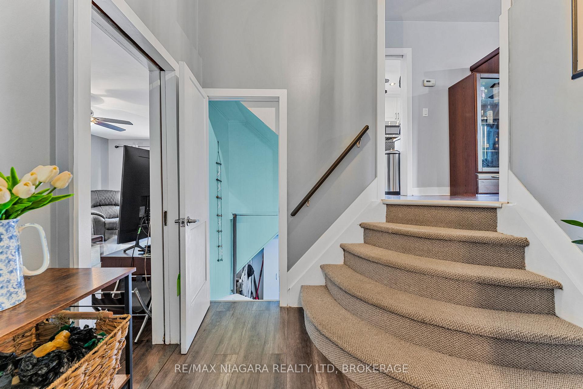 671 Ridge Road N, Fort Erie — photo 4 of 5