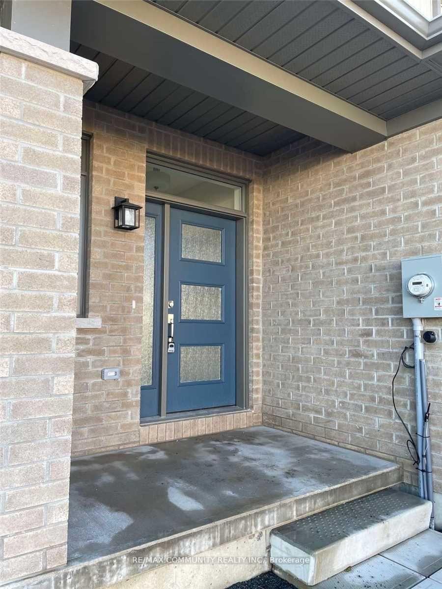 23 Nipigon Street, Belleville — photo 2 of 5