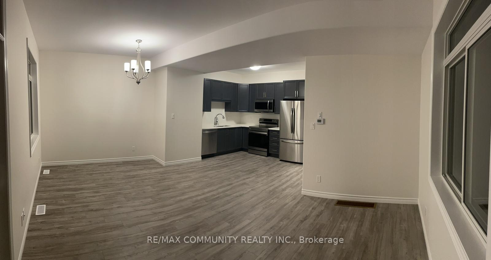 23 Nipigon Street, Belleville — photo 4 of 5