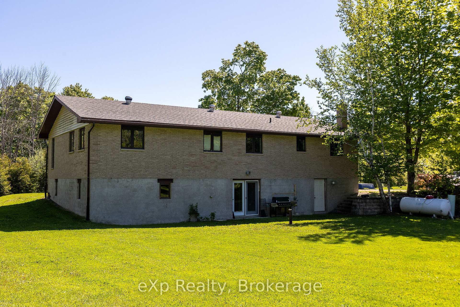 117 East Road, Northern Bruce Peninsula — photo 3 of 5