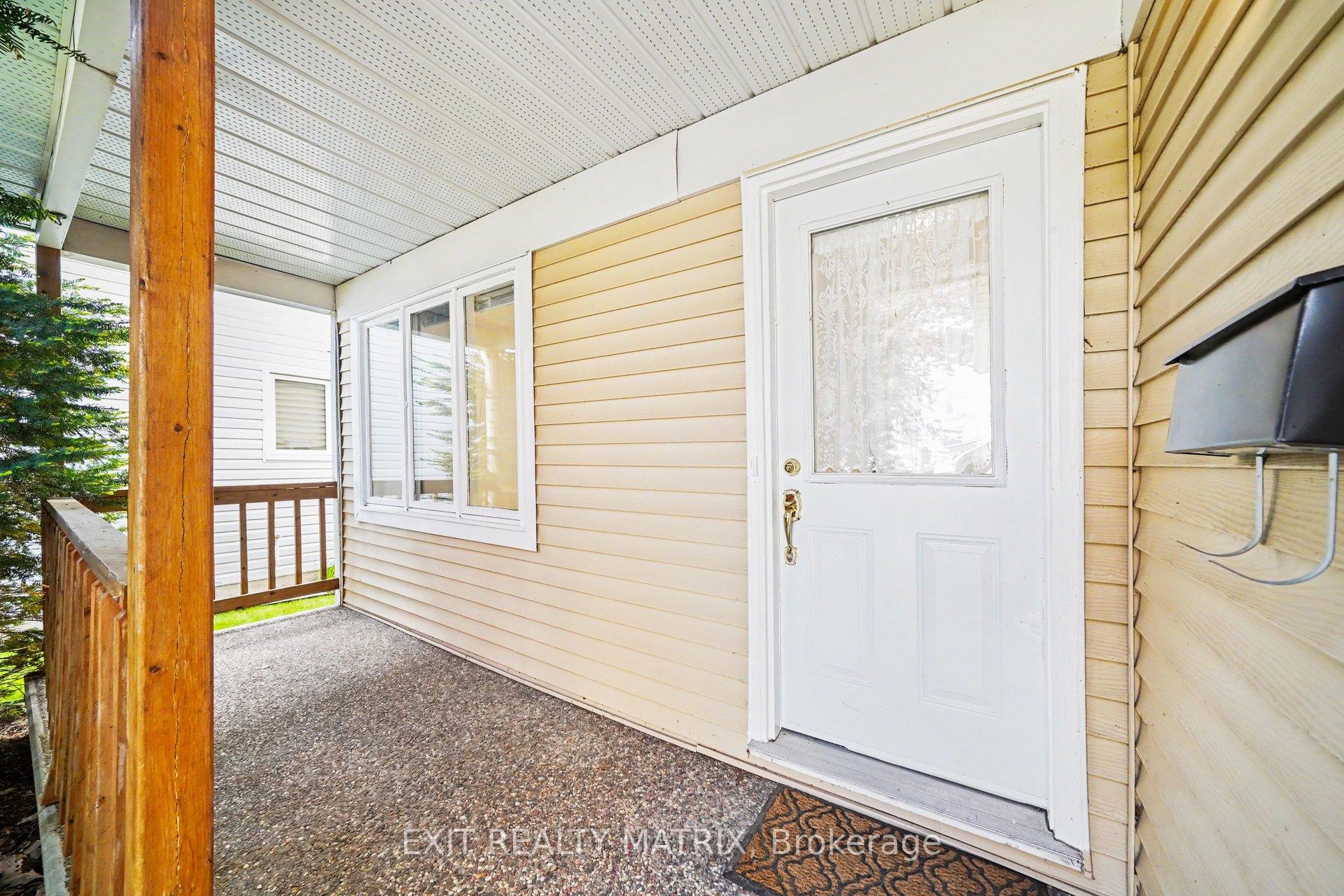 3773 Autumnwood Street, Blossom Park - Airport and Area — photo 3 of 5