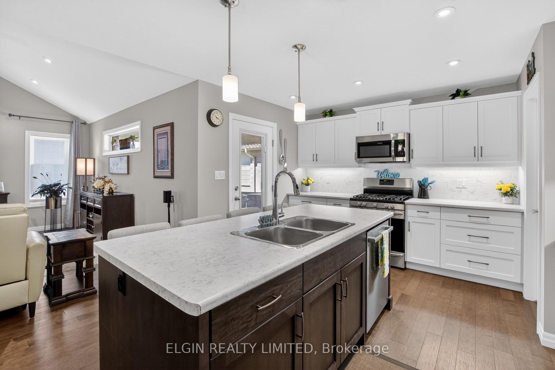 234 Peach Tree Boulevard 49, St. Thomas — photo 4 of 5