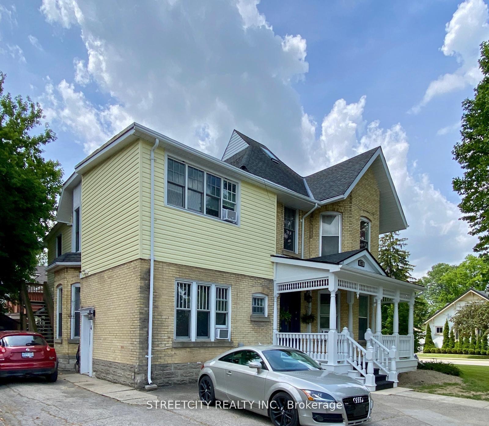 82 WELLINGTON Street, St. Thomas — photo 3 of 5