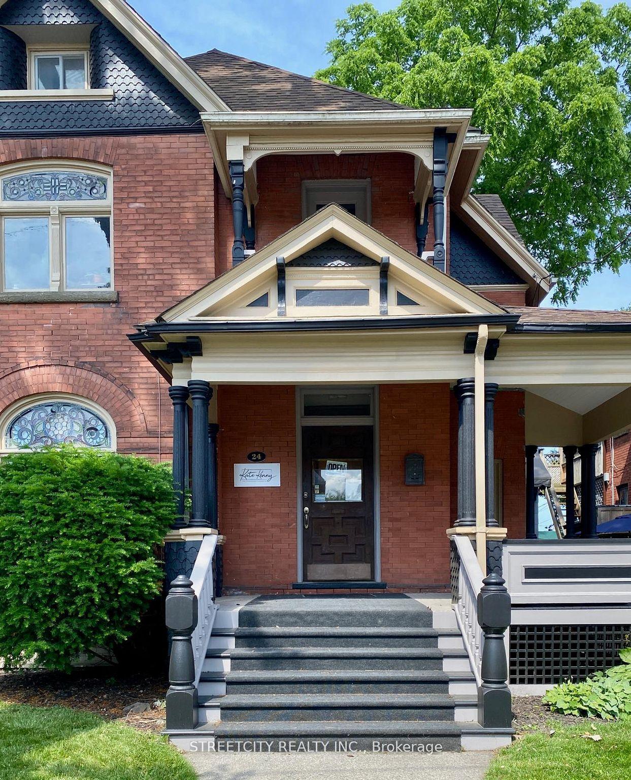 24 HINCKS Street, St. Thomas — photo 2 of 5
