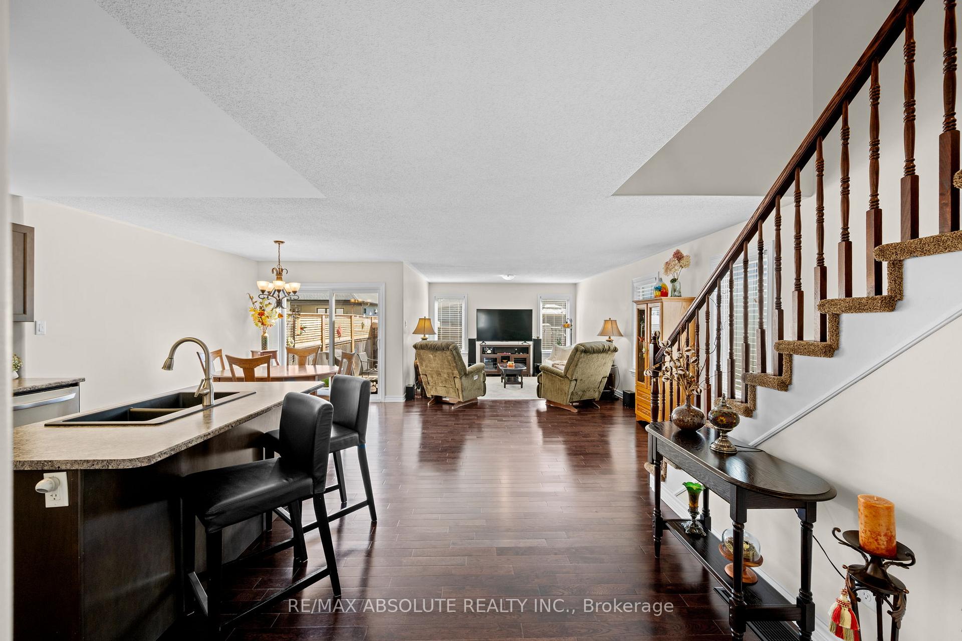 17 Allan Bond Court, Arnprior — photo 5 of 5