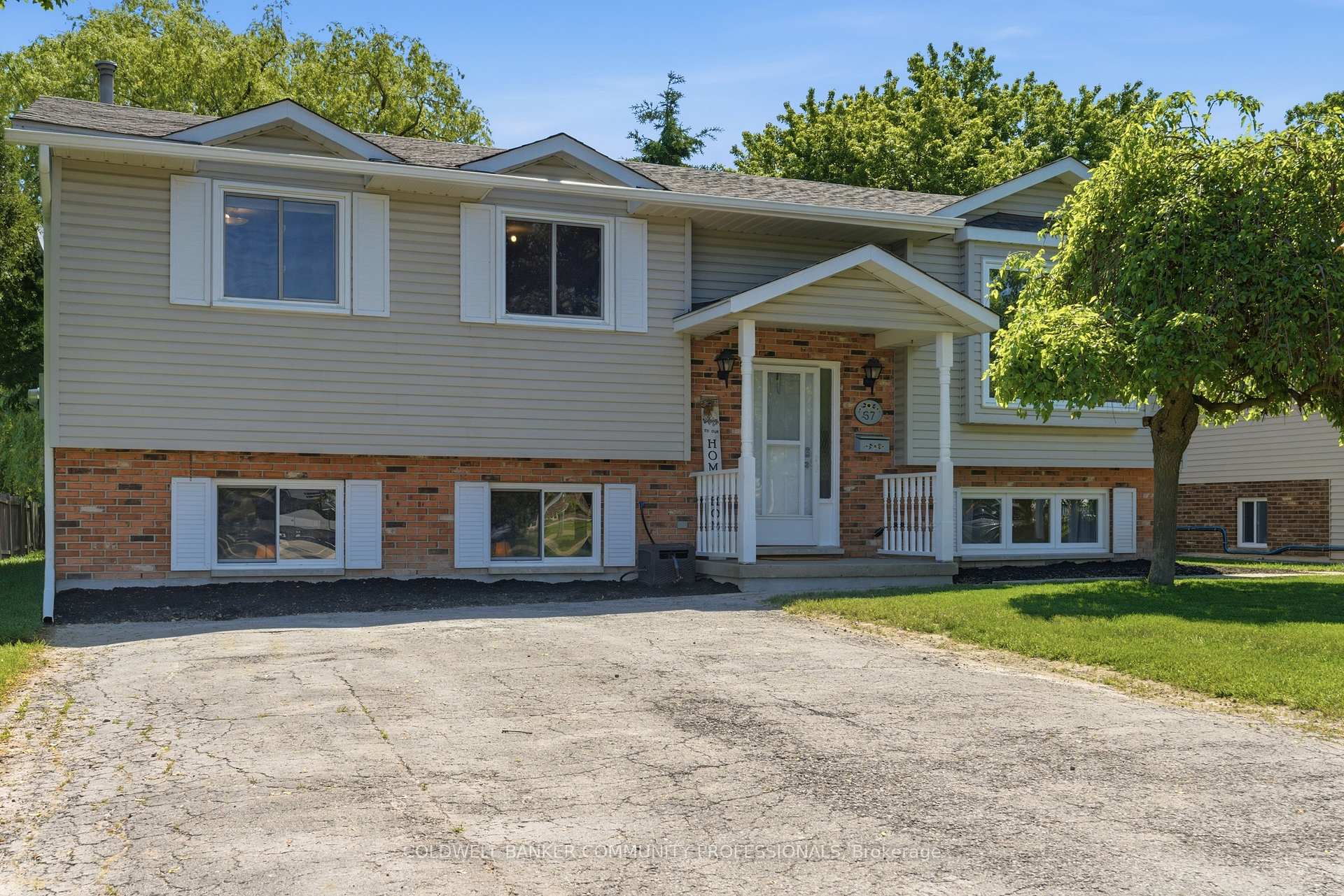 57 Wade Road, West Lincoln — photo 2 of 5