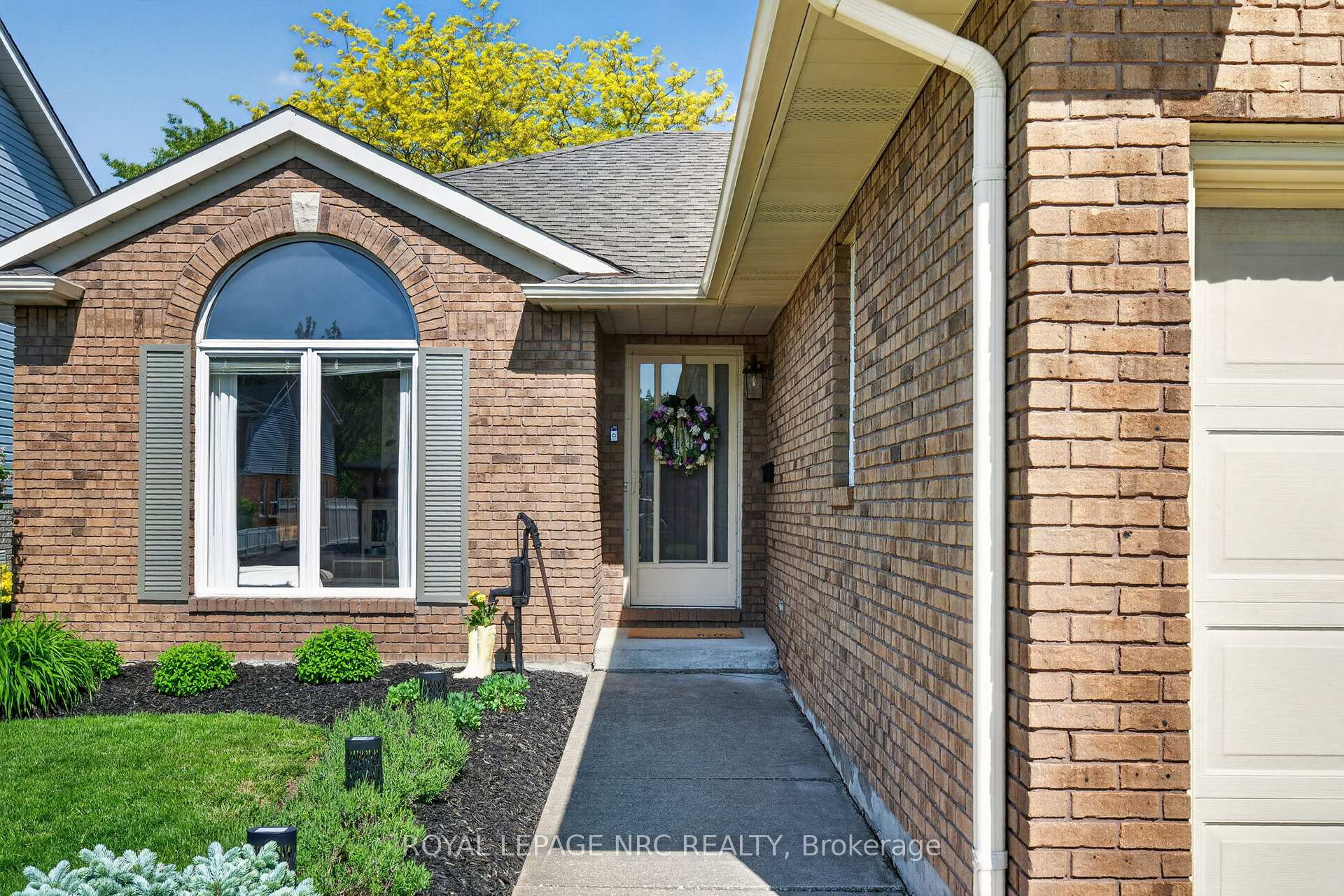 247 Northwood Drive, Welland — photo 3 of 5