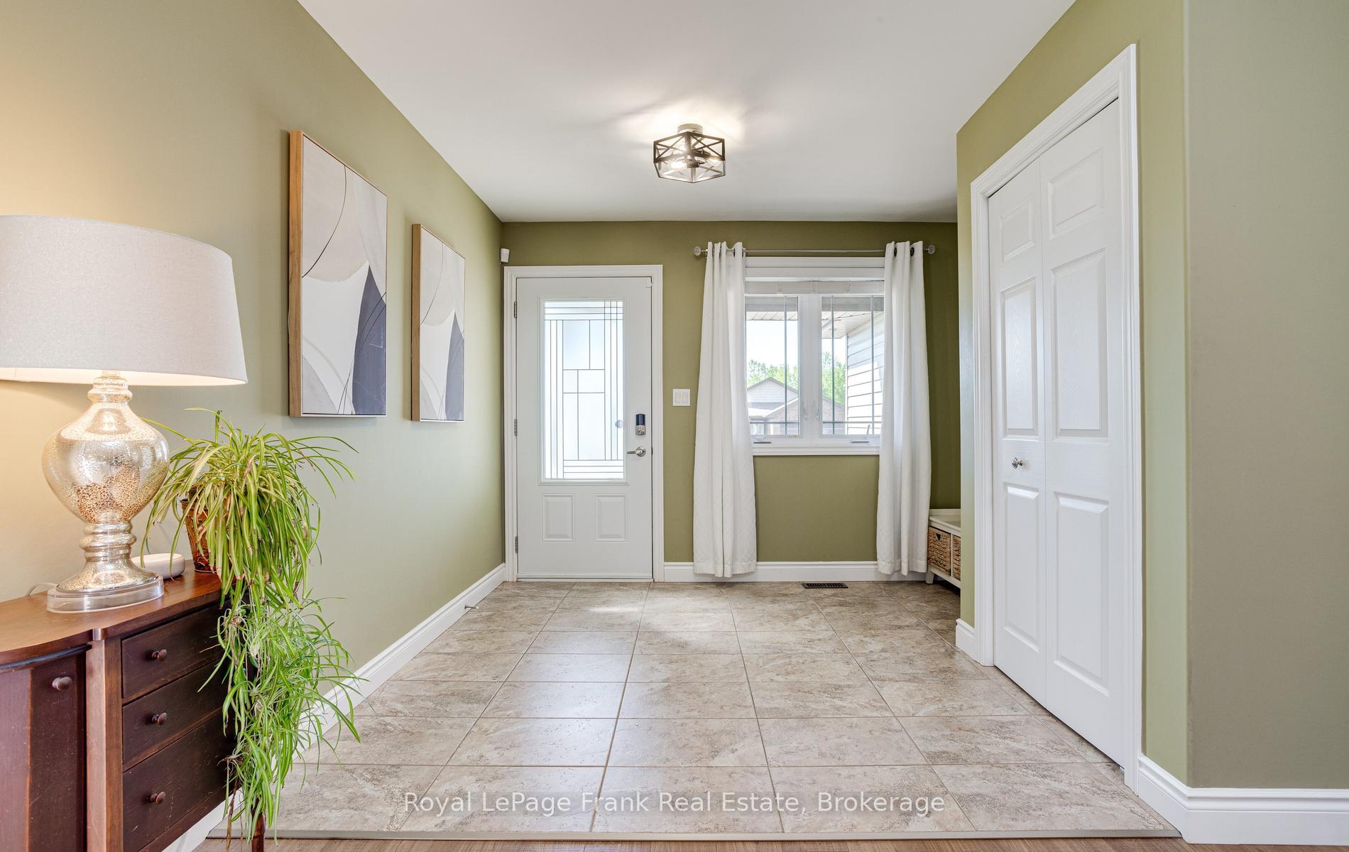 41 Cortland Way, Brighton — photo 3 of 5