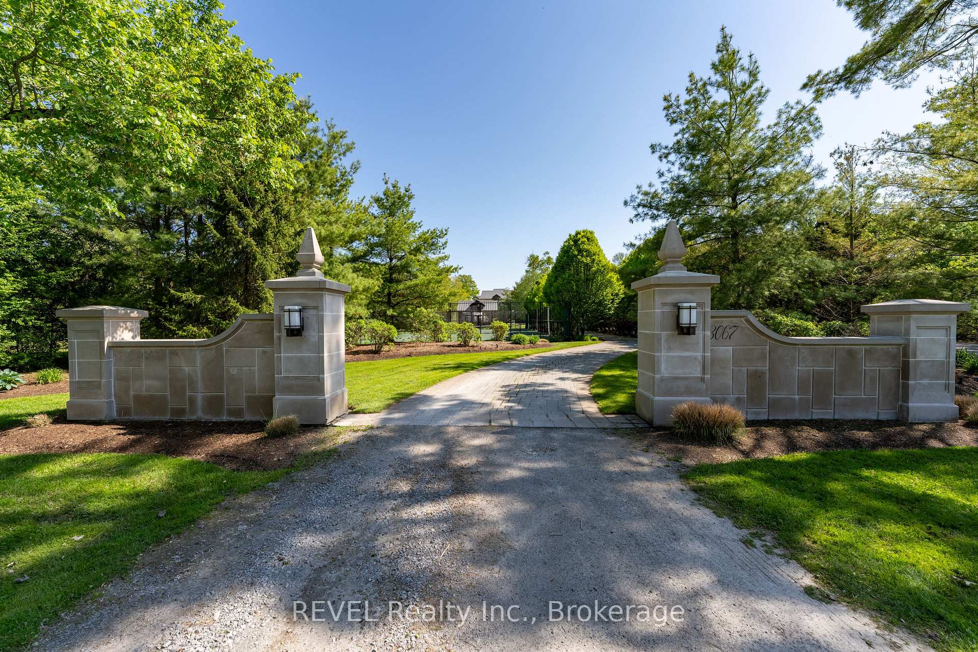 3067 Thunder Bay Road, Fort Erie — photo 3 of 5