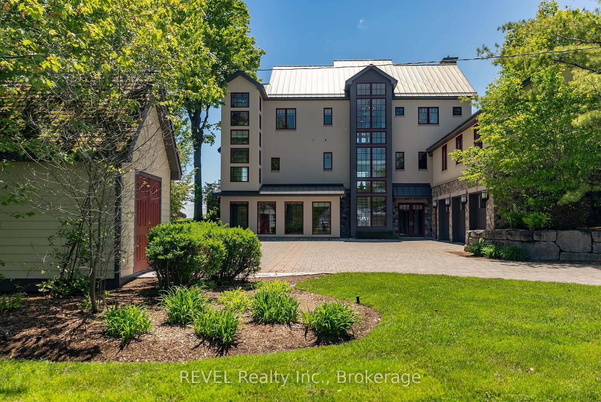 3067 Thunder Bay Road, Fort Erie — photo 4 of 5