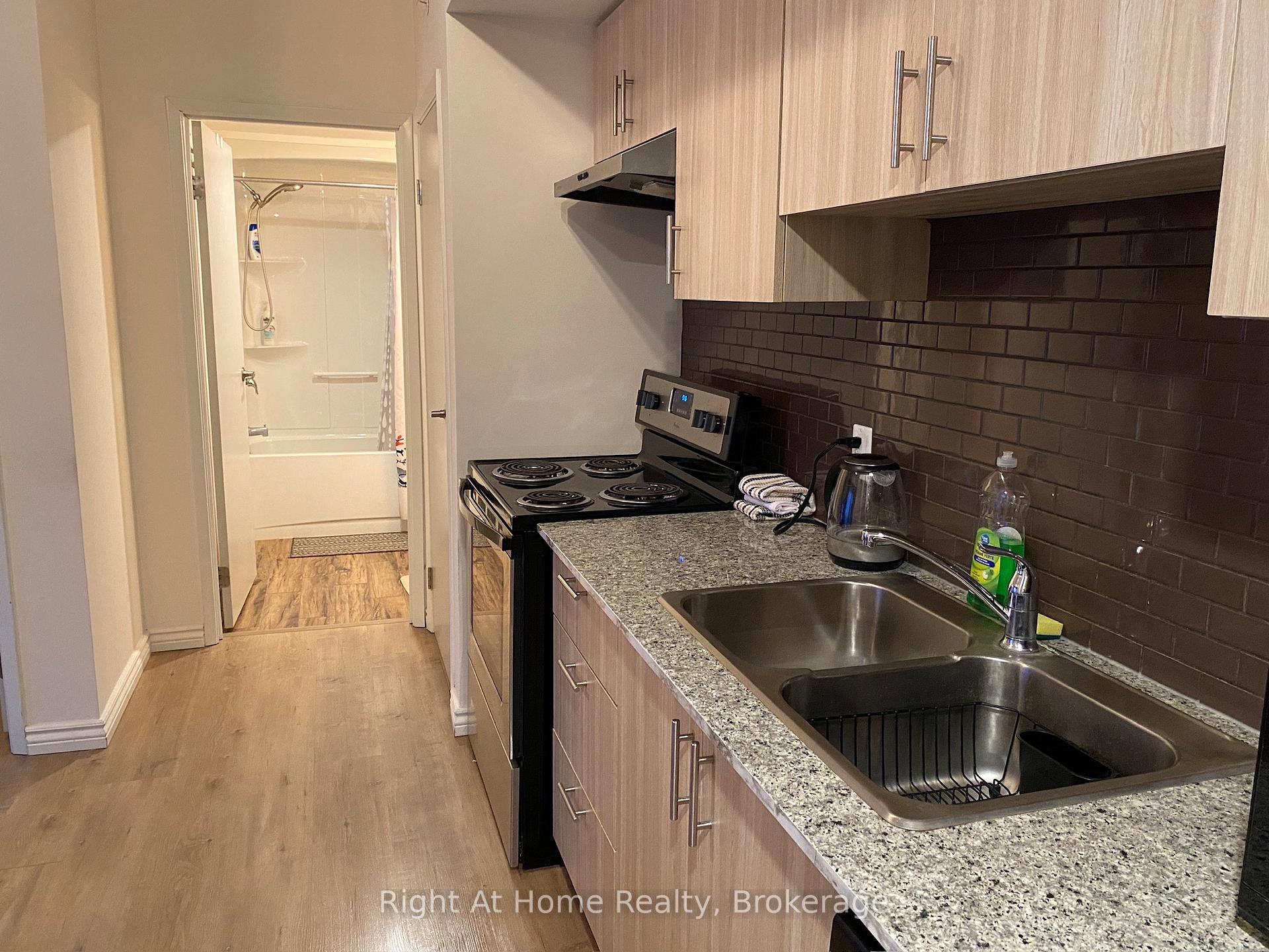 275 Larch Street F213, Waterloo — photo 2 of 5