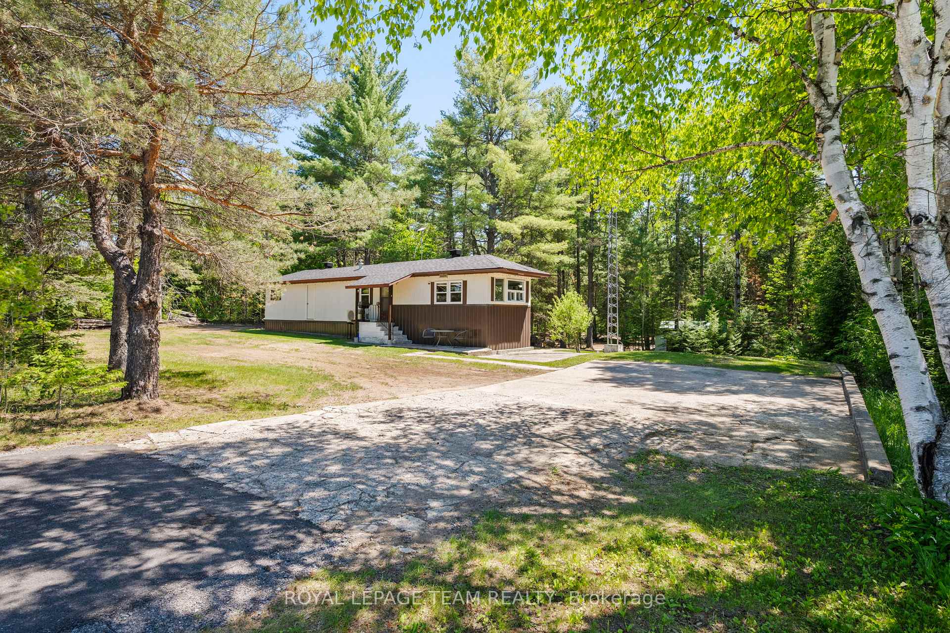 611 Burnstown Road, McNab/Braeside — photo 2 of 5
