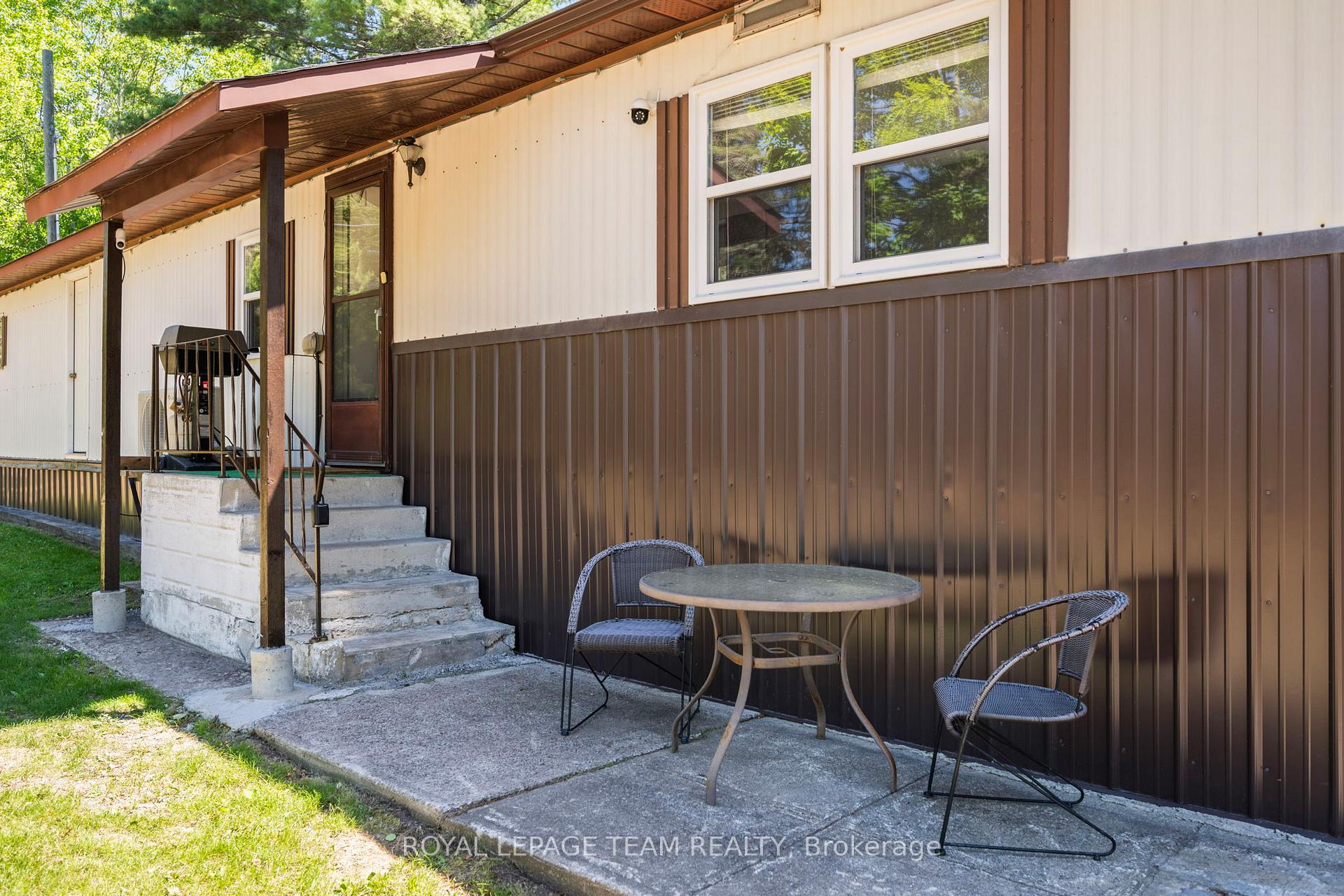 611 Burnstown Road, McNab/Braeside — photo 3 of 5