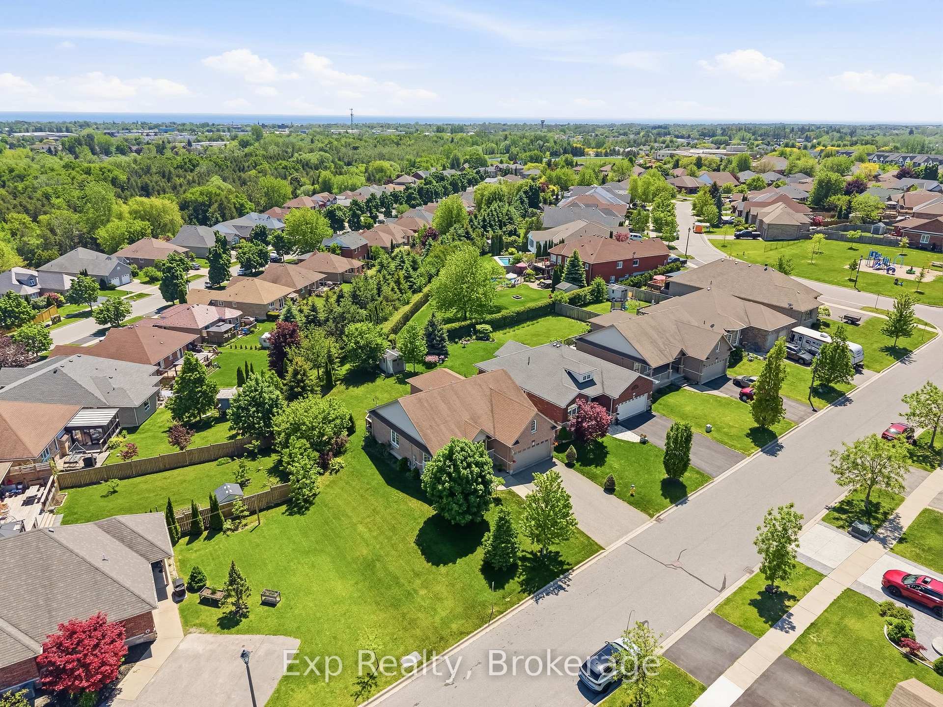 1266 Ashland Drive, Cobourg — photo 2 of 5