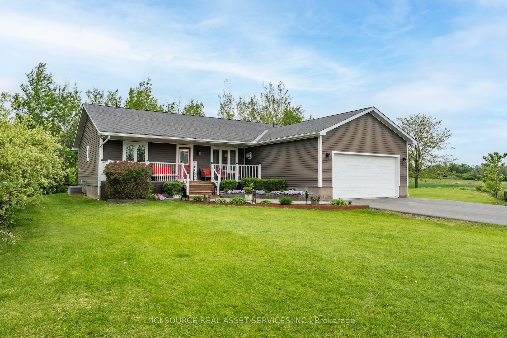 19241 Richmond Court, South Glengarry — photo 2 of 5