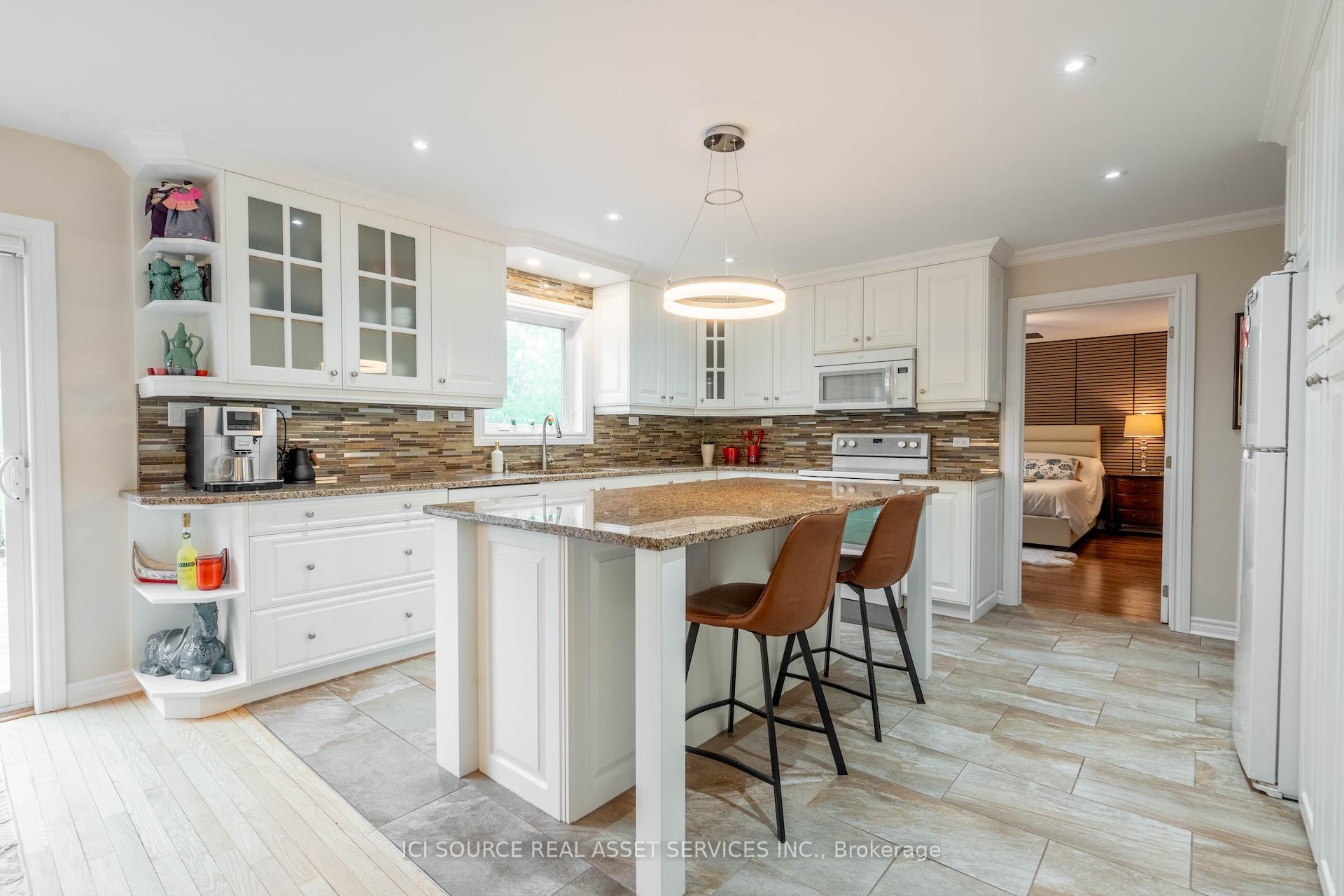 19241 Richmond Court, South Glengarry — photo 5 of 5
