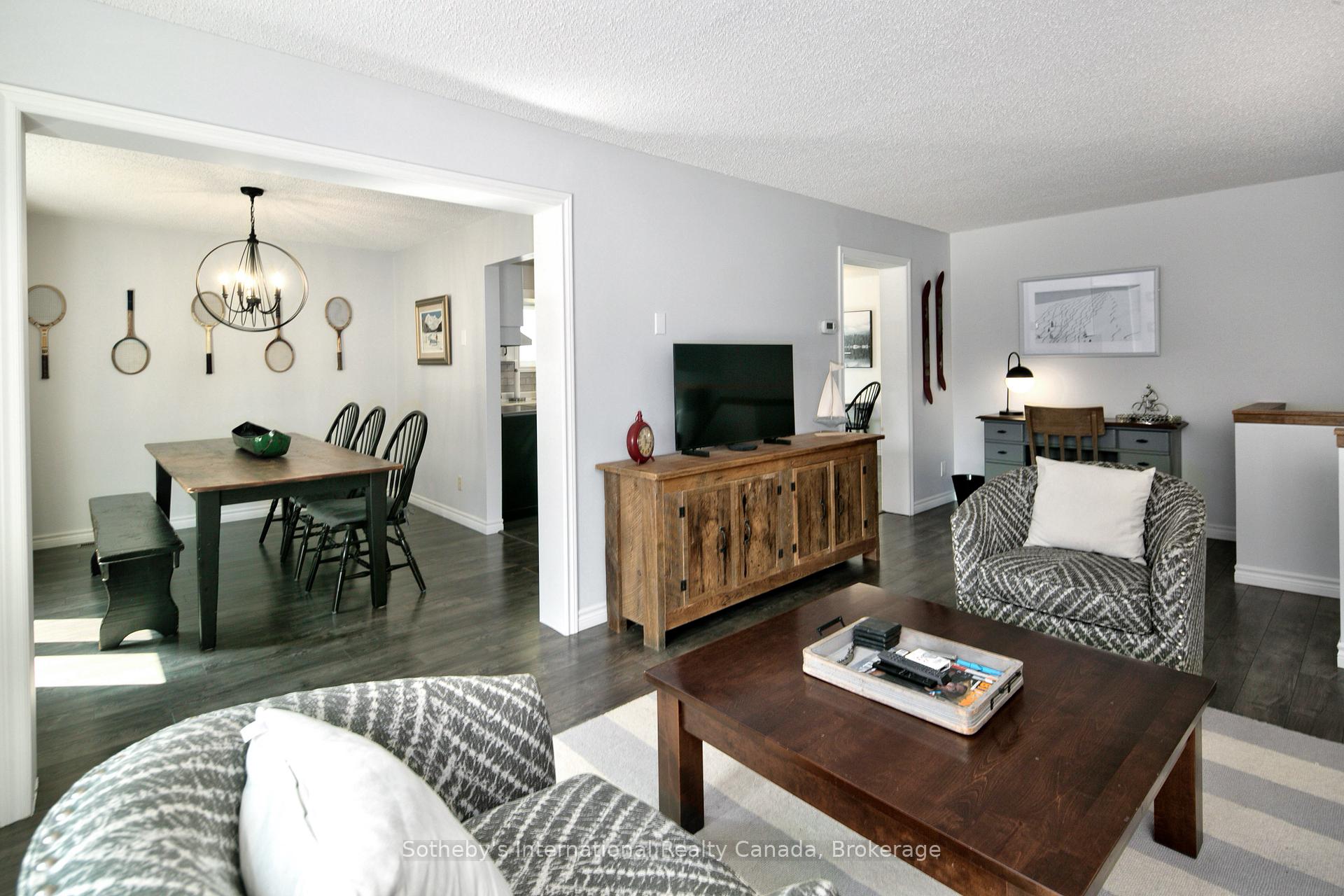 26 Middle Avenue, Meaford — photo 3 of 5