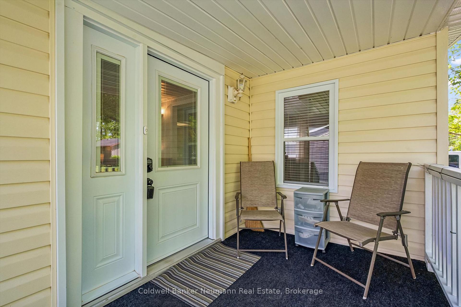 407 Teak Trail, Centre Wellington — photo 3 of 5