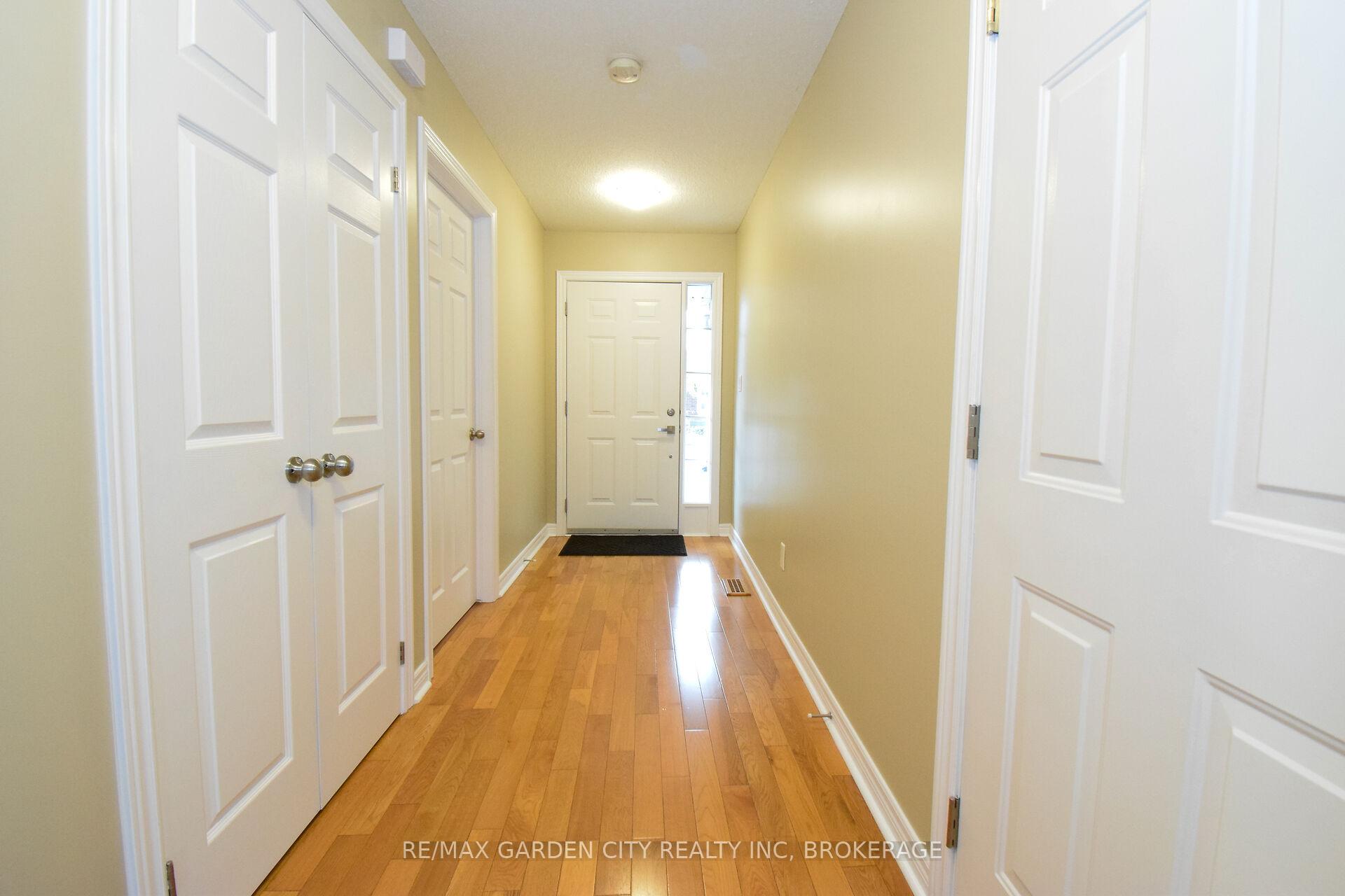 162 FIRST Street 11, Welland — photo 5 of 5
