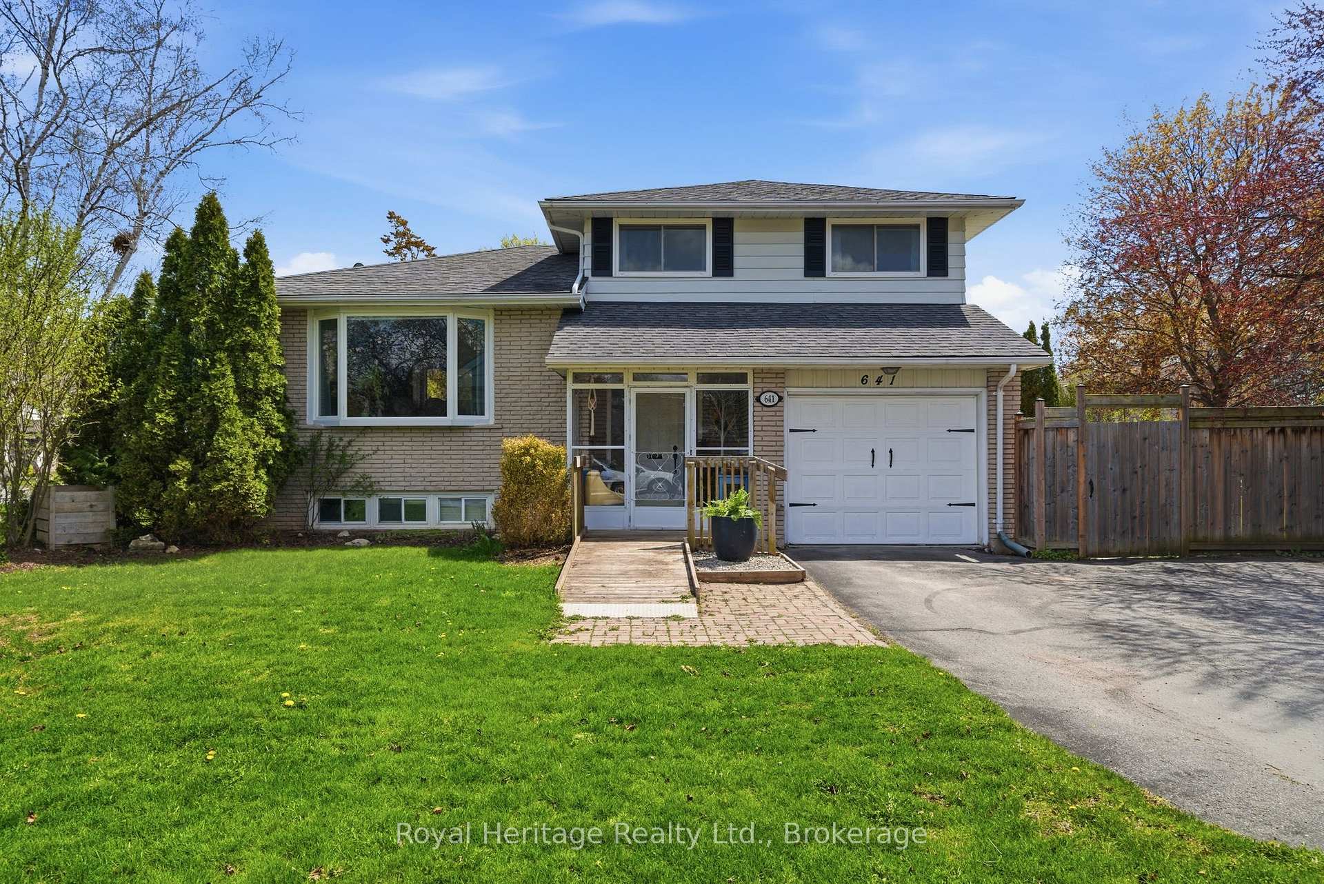 641 Freemont Road, Belleville — photo 2 of 5