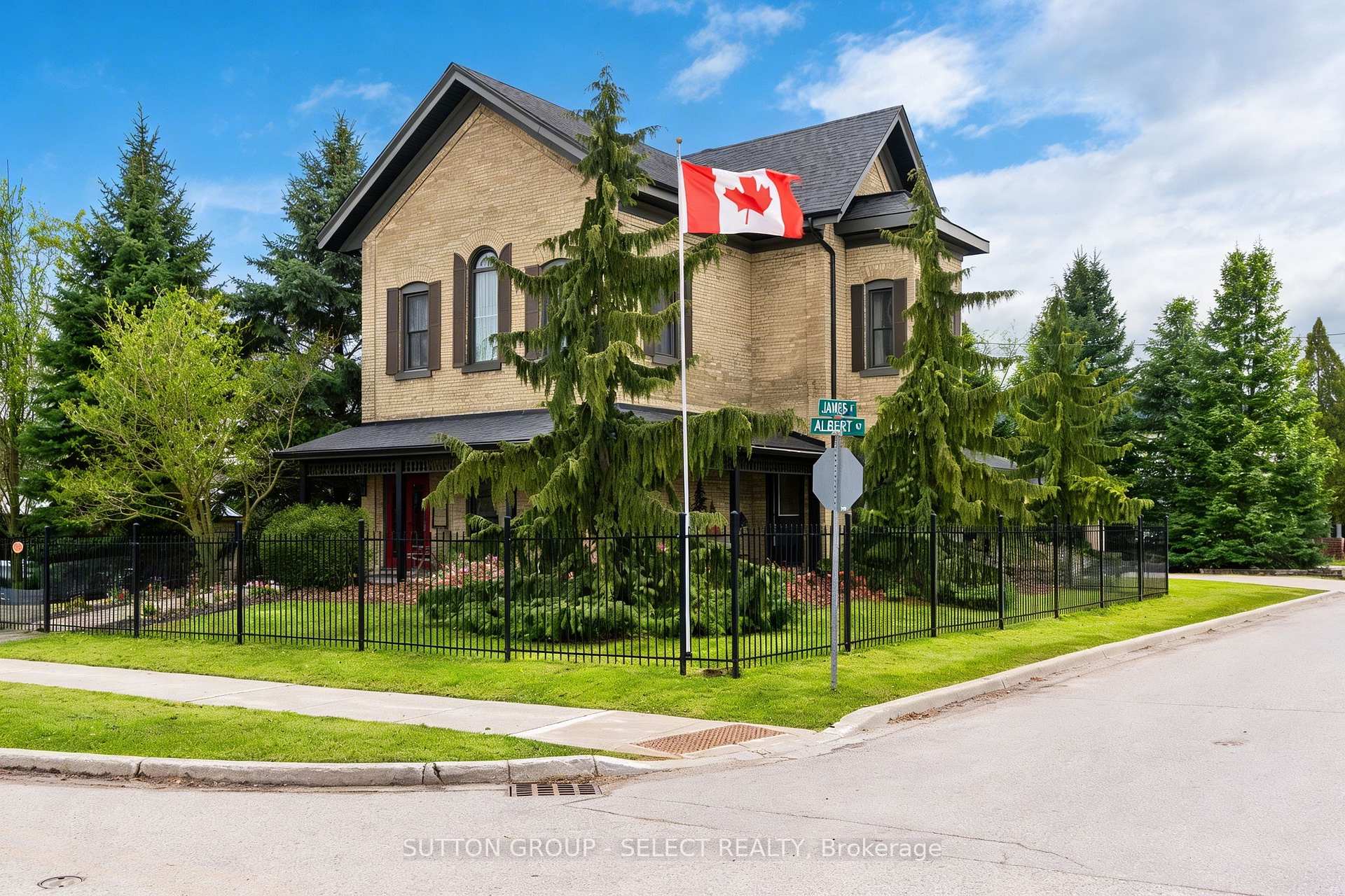 431 Albert Street, South Huron, ON N0M 1S1 — South Huron, Ontario
