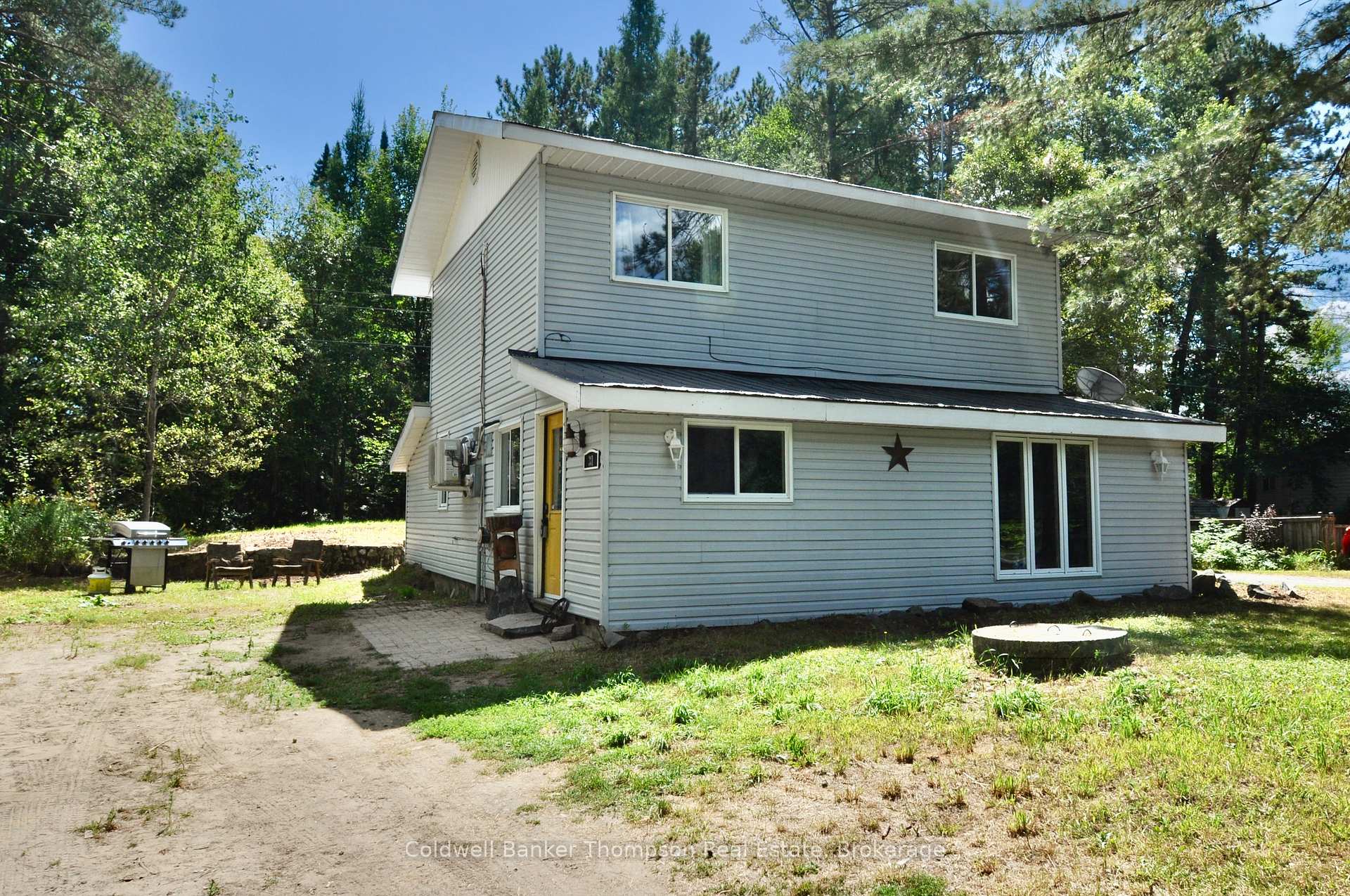 31 Hutcheson Beach Road, Huntsville, ON P1H 1N4 — Huntsville, Ontario